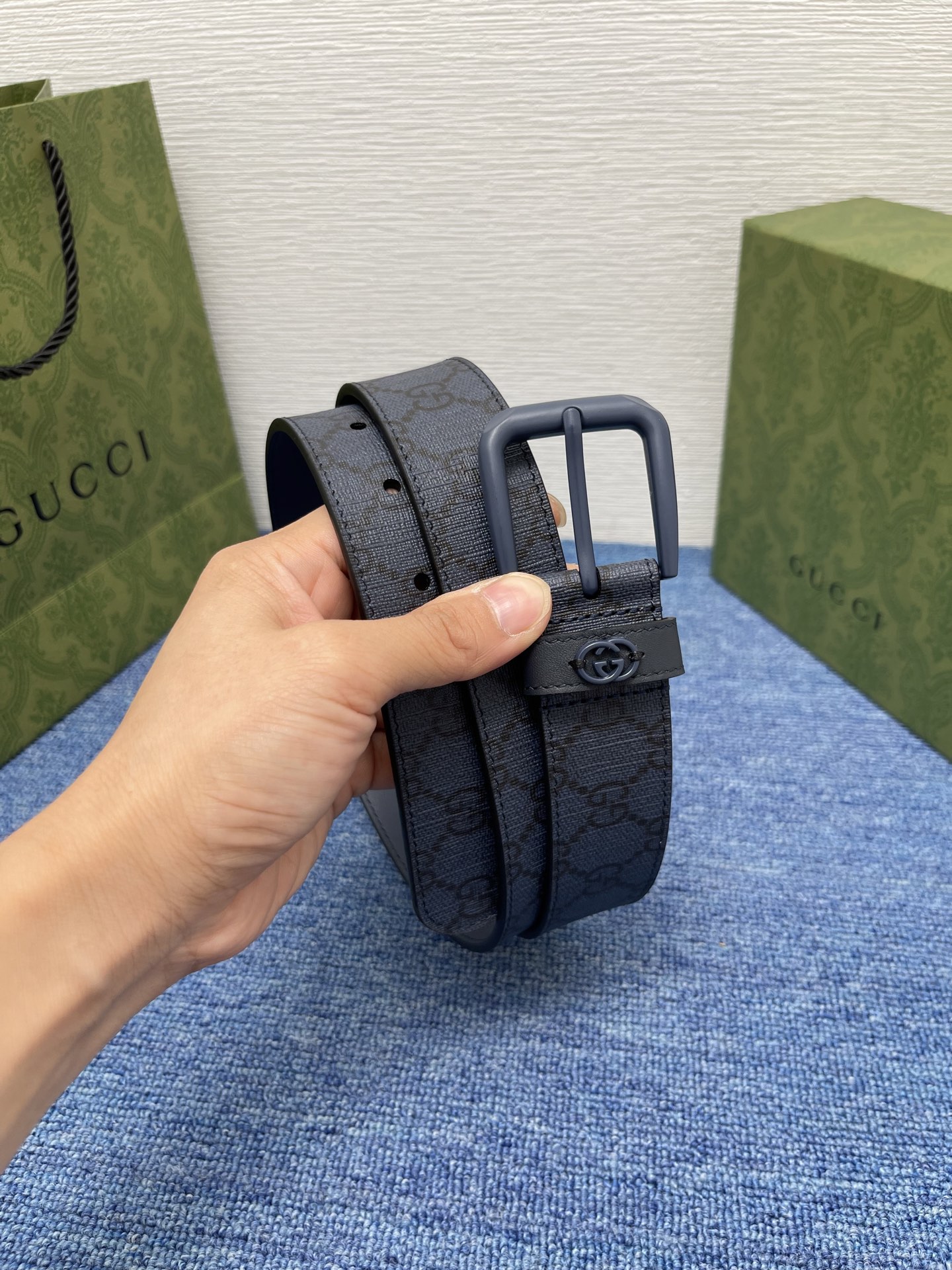  Gucci 经典款面进口原厂皮  搭配原版平纹底  精品针扣 宽3.5Cm  潮流百搭 时尚人士必备