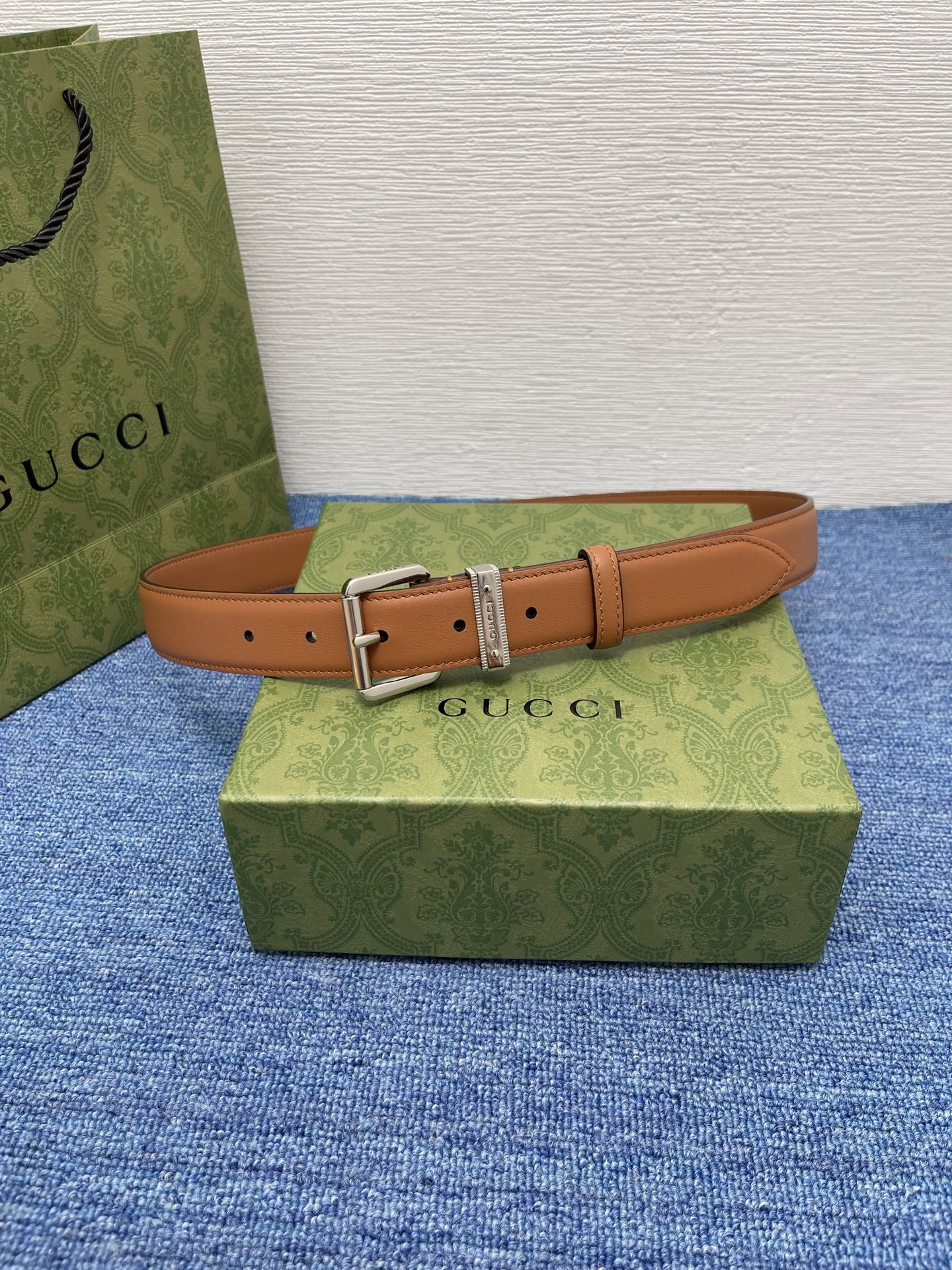 Gucci 经典款面进口原厂皮  搭配原版平纹底  精品针扣 宽3.0Cm  潮流百搭 时尚人士必备