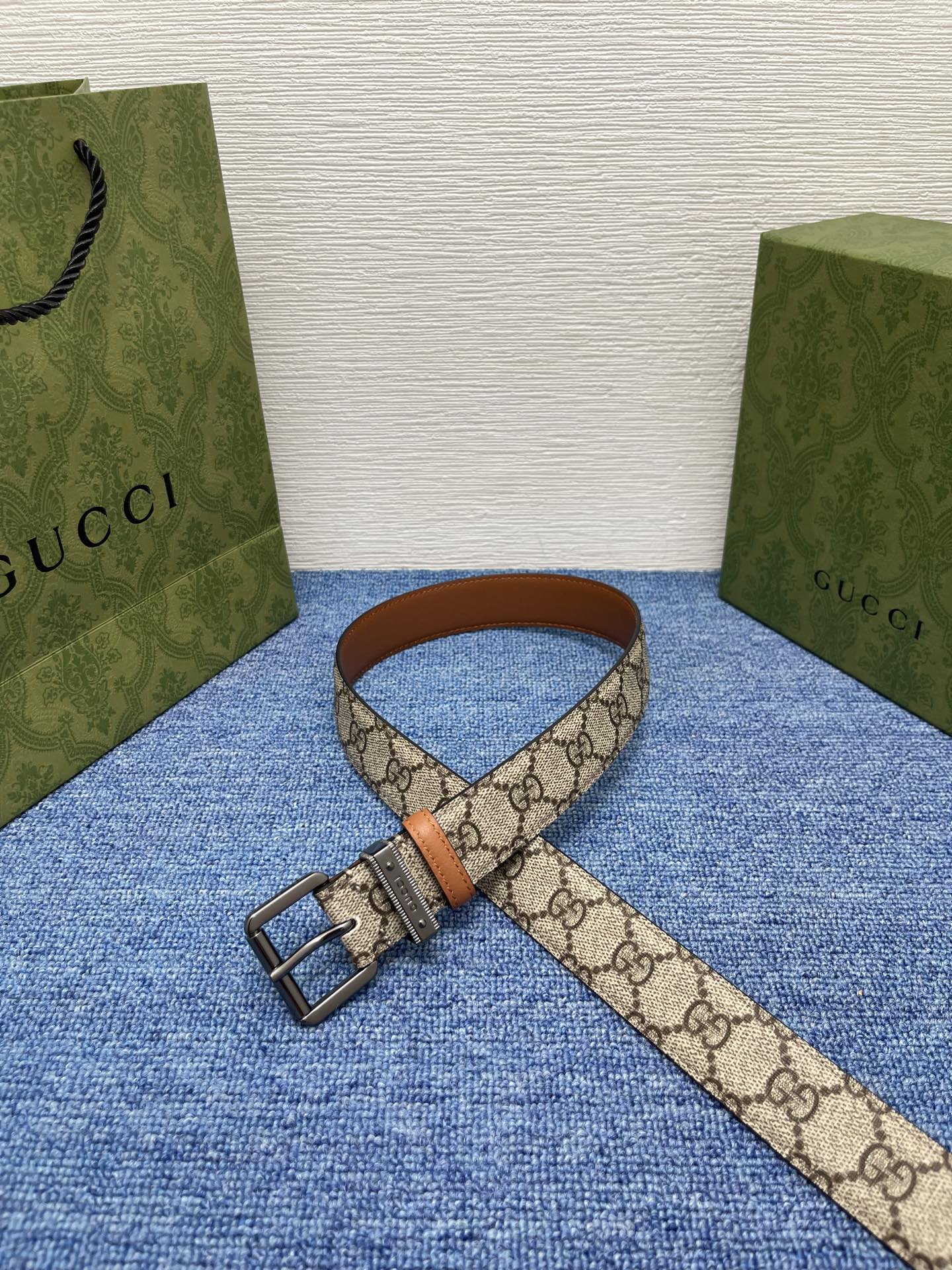  Gucci 经典款面进口原厂皮  搭配原版平纹底  精品针扣 宽3.0Cm  潮流百搭 时尚人士必备