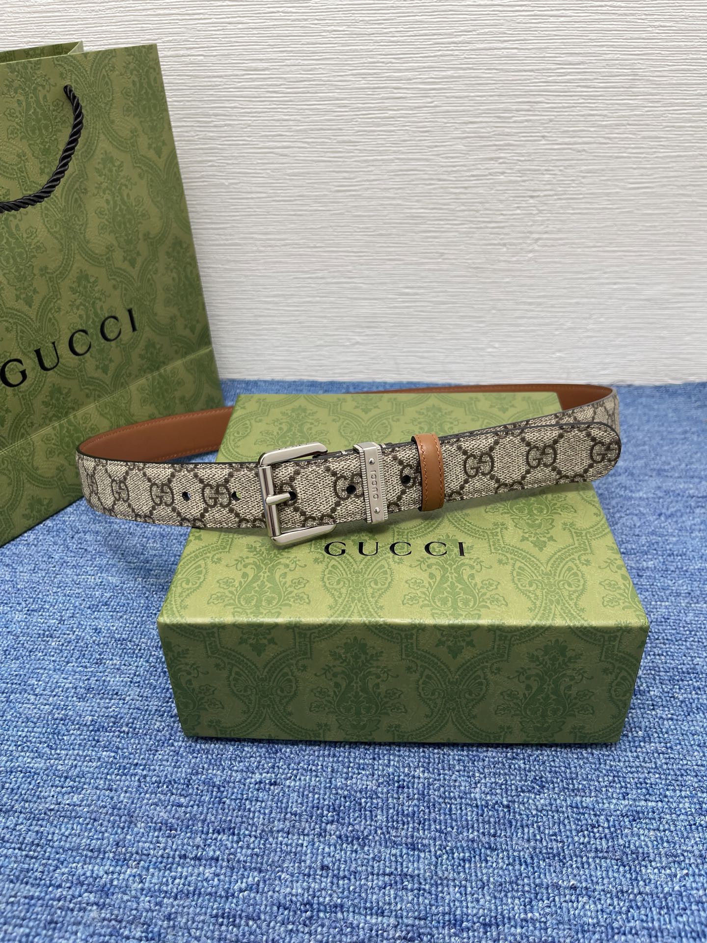 Gucci 经典款面进口原厂皮  搭配原版平纹底  精品针扣 宽3.0Cm  潮流百搭 时尚人士必备
