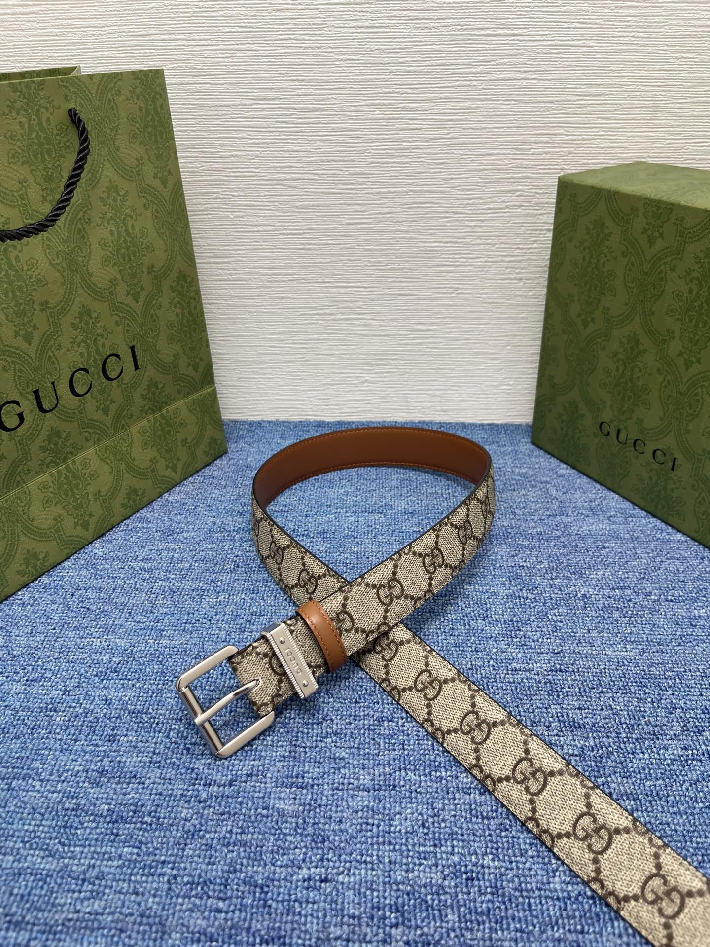  Gucci 经典款面进口原厂皮  搭配原版平纹底  精品针扣 宽3.0Cm  潮流百搭 时尚人士必备