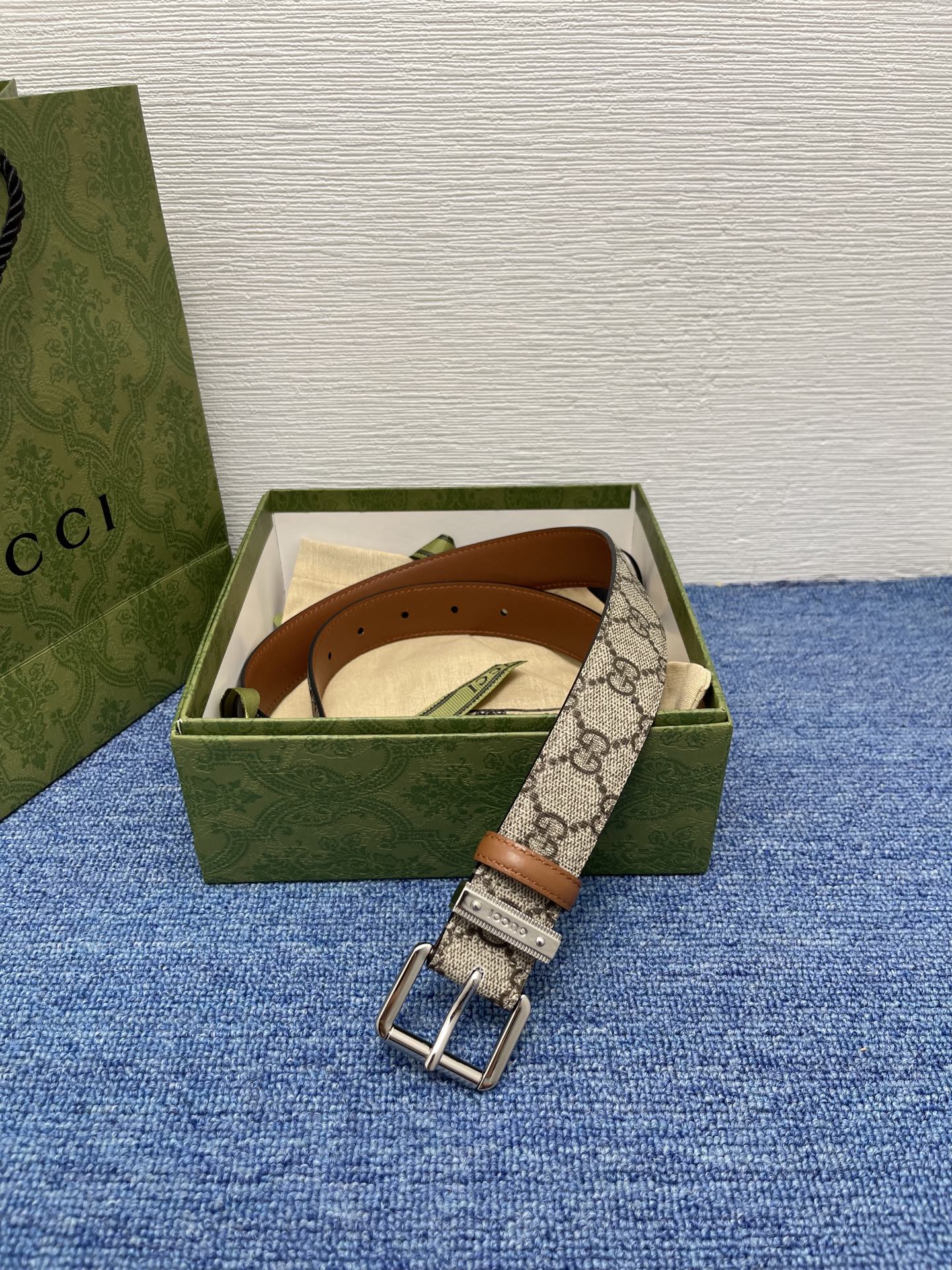  Gucci 经典款面进口原厂皮  搭配原版平纹底  精品针扣 宽3.0Cm  潮流百搭 时尚人士必备
