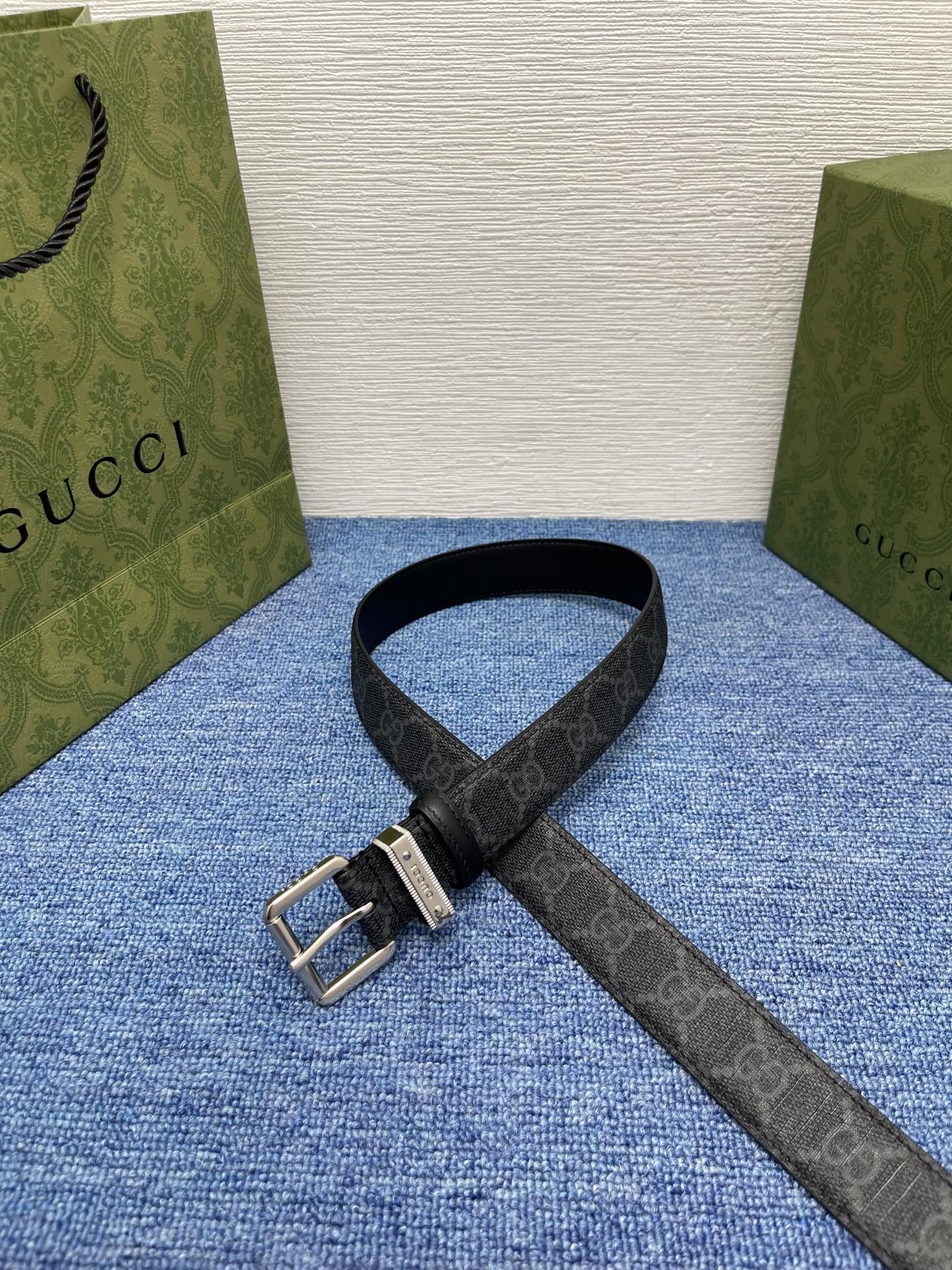  Gucci 经典款面进口原厂皮  搭配原版平纹底  精品针扣 宽3.0Cm  潮流百搭 时尚人士必备