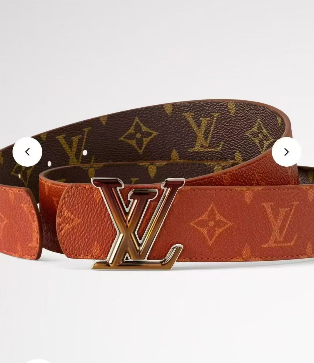 🔴 【品牌】LV  4．0cm 
🔴 【描述】这款饰有LV带扣的腰带配以水牛皮衬里，覆以Monogram