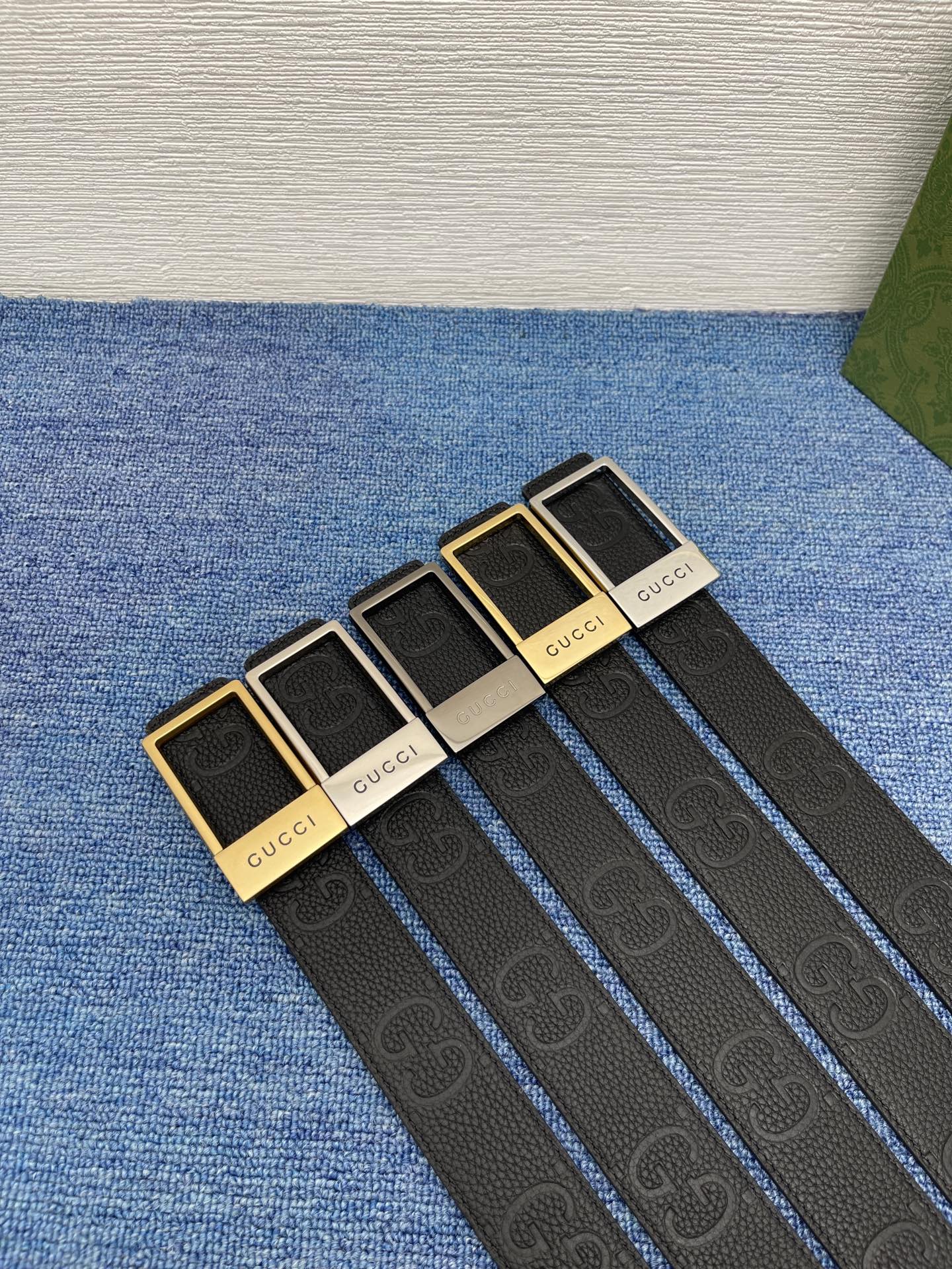 🔴 【品牌】古驰 Gucci  
🔴 【描述】采用高级Gucci Signature真皮精制而成，触感厚