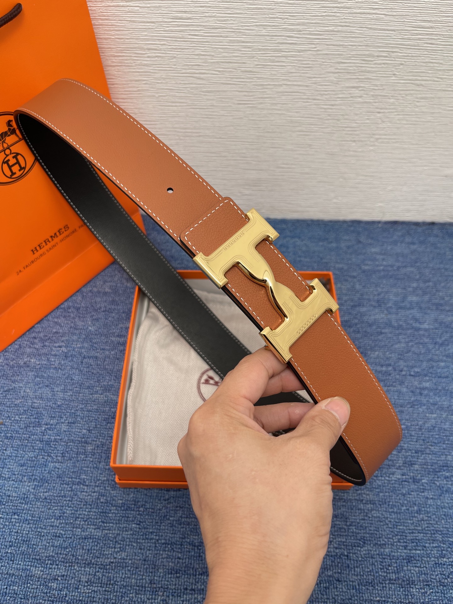 Hermes Style Black Leather Men's Belts Lookbook Reference image 1