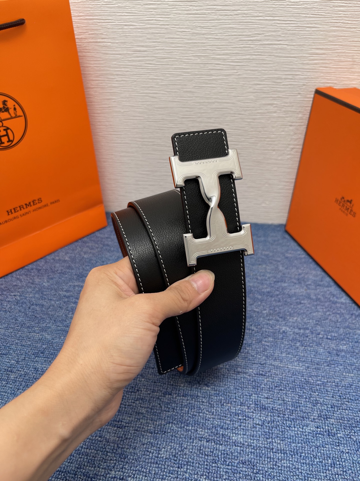 Hermes Style Black Leather Men's Belts Lookbook Reference image 2