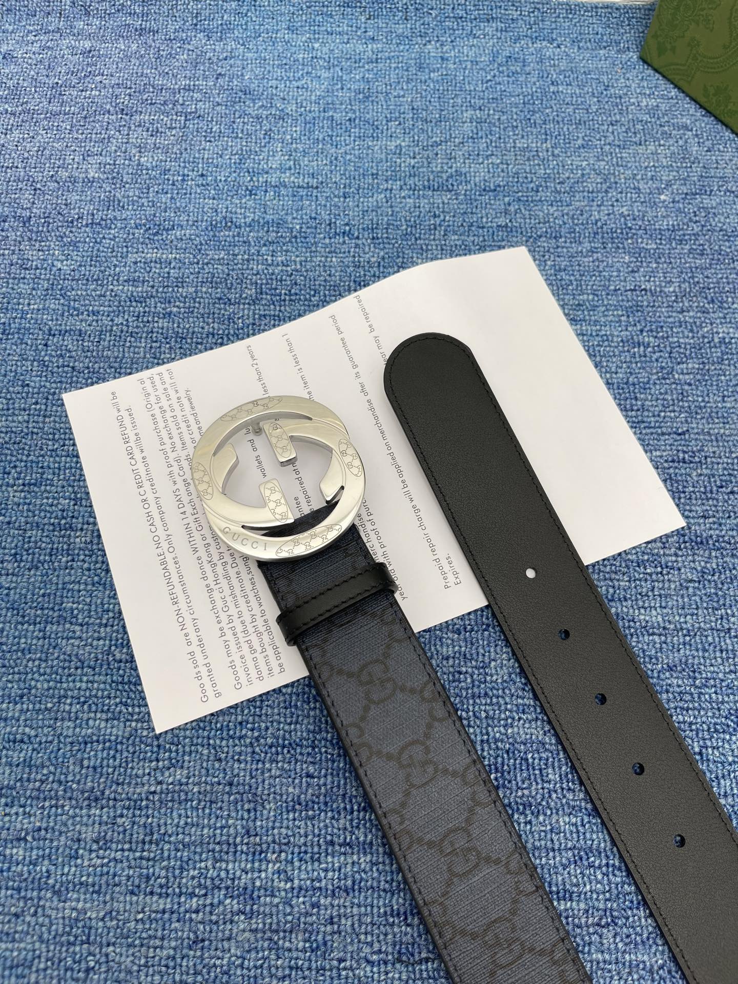 🔴 【品牌】古驰 Gucci  
🔴 【描述】采用高级Gucci Signature真皮精制而成，触感厚