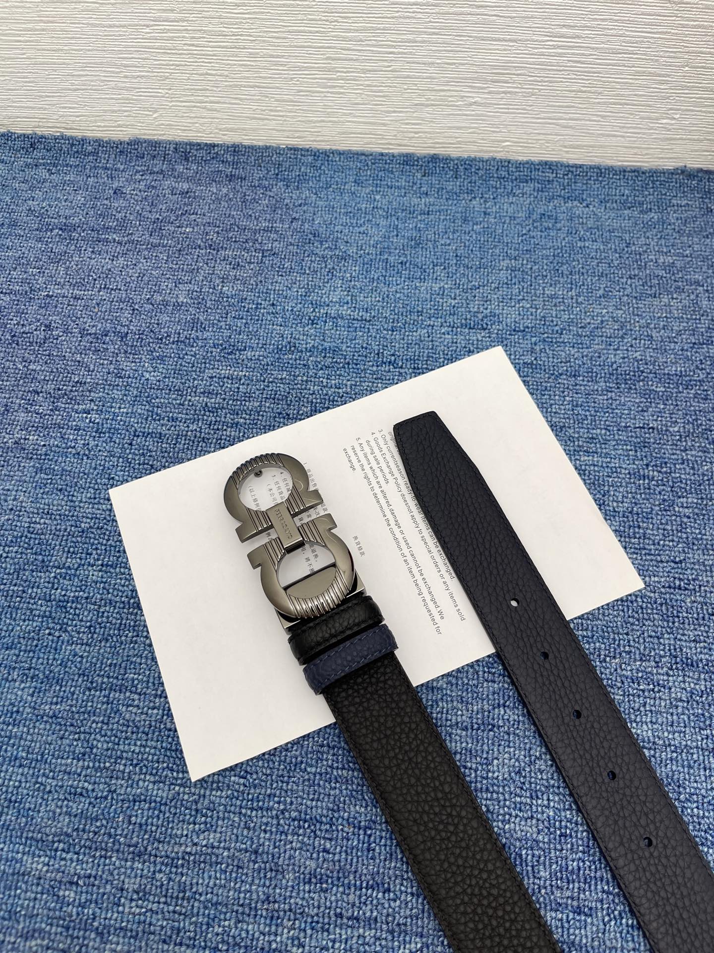 Salvatore Ferragamo Reversible Leather Belt with Gancini Buckle, 3.5cm 6 i1754287086565 1606 0 5