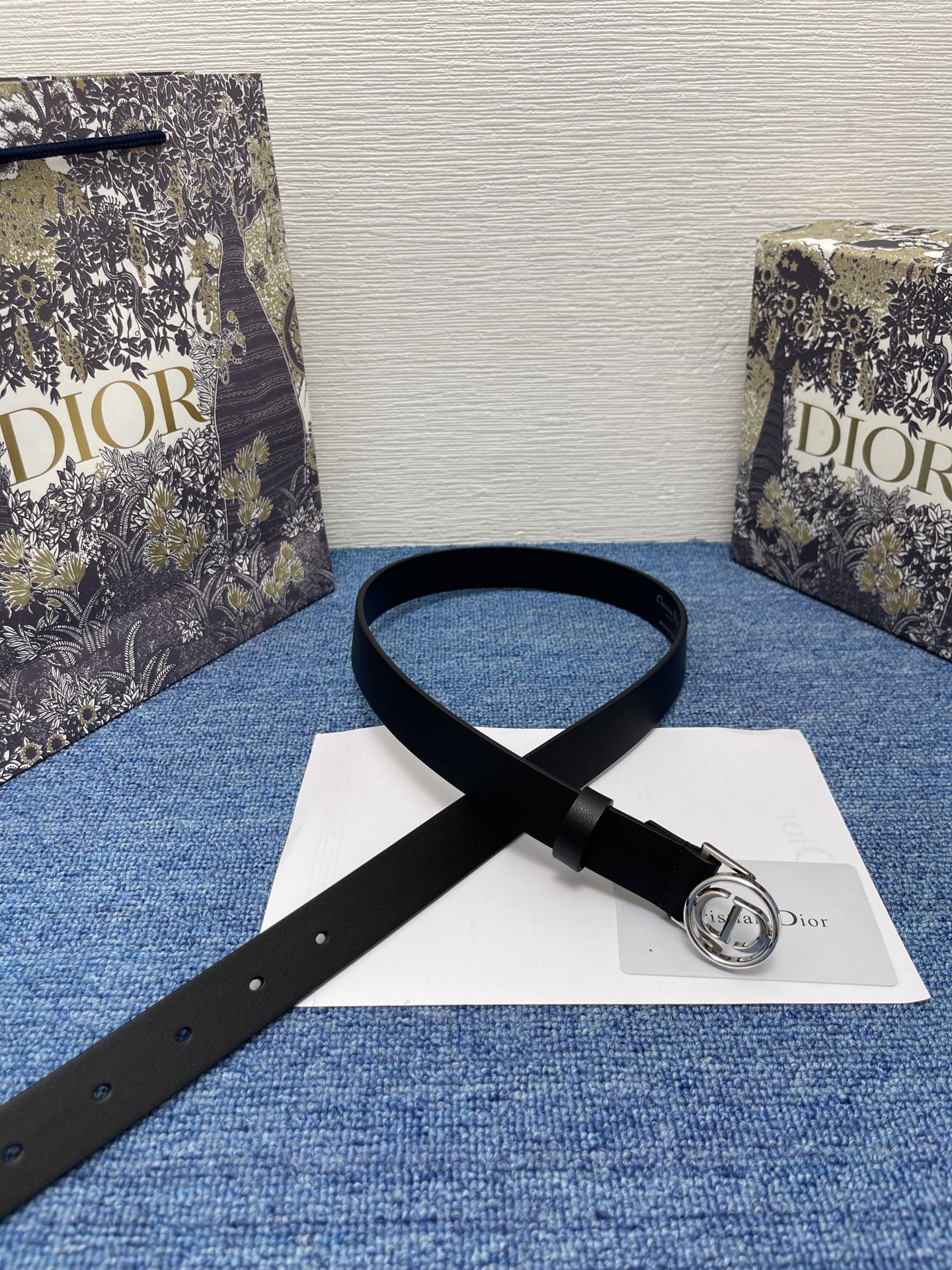 Dior 30 Montaigne Circled Black Leather Belt with CD Buckle 4 i1754372615317 8710 0 4