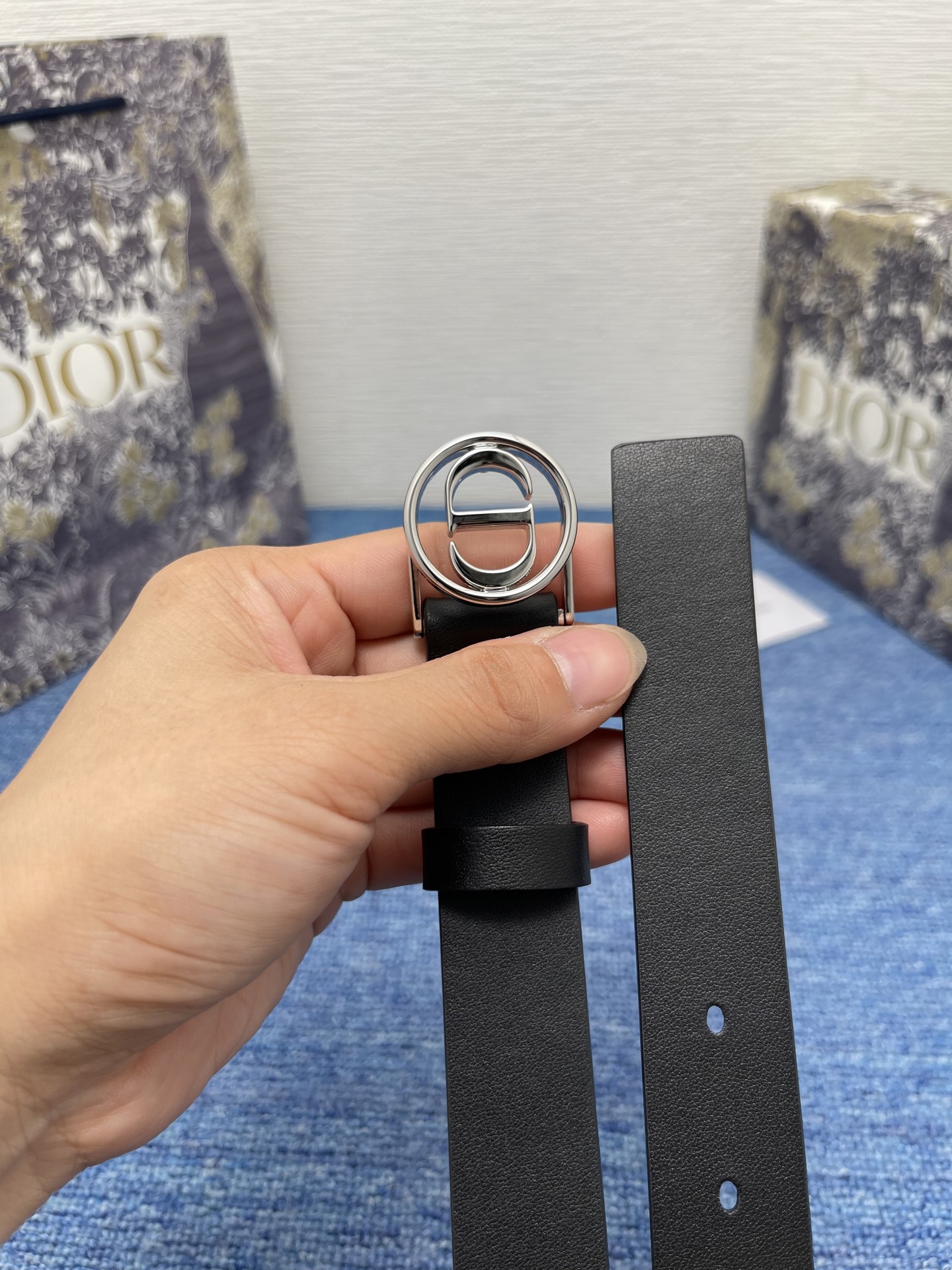 Dior 30 Montaigne Circled Black Leather Belt with CD Buckle 5 i1754372617172 323 0 5