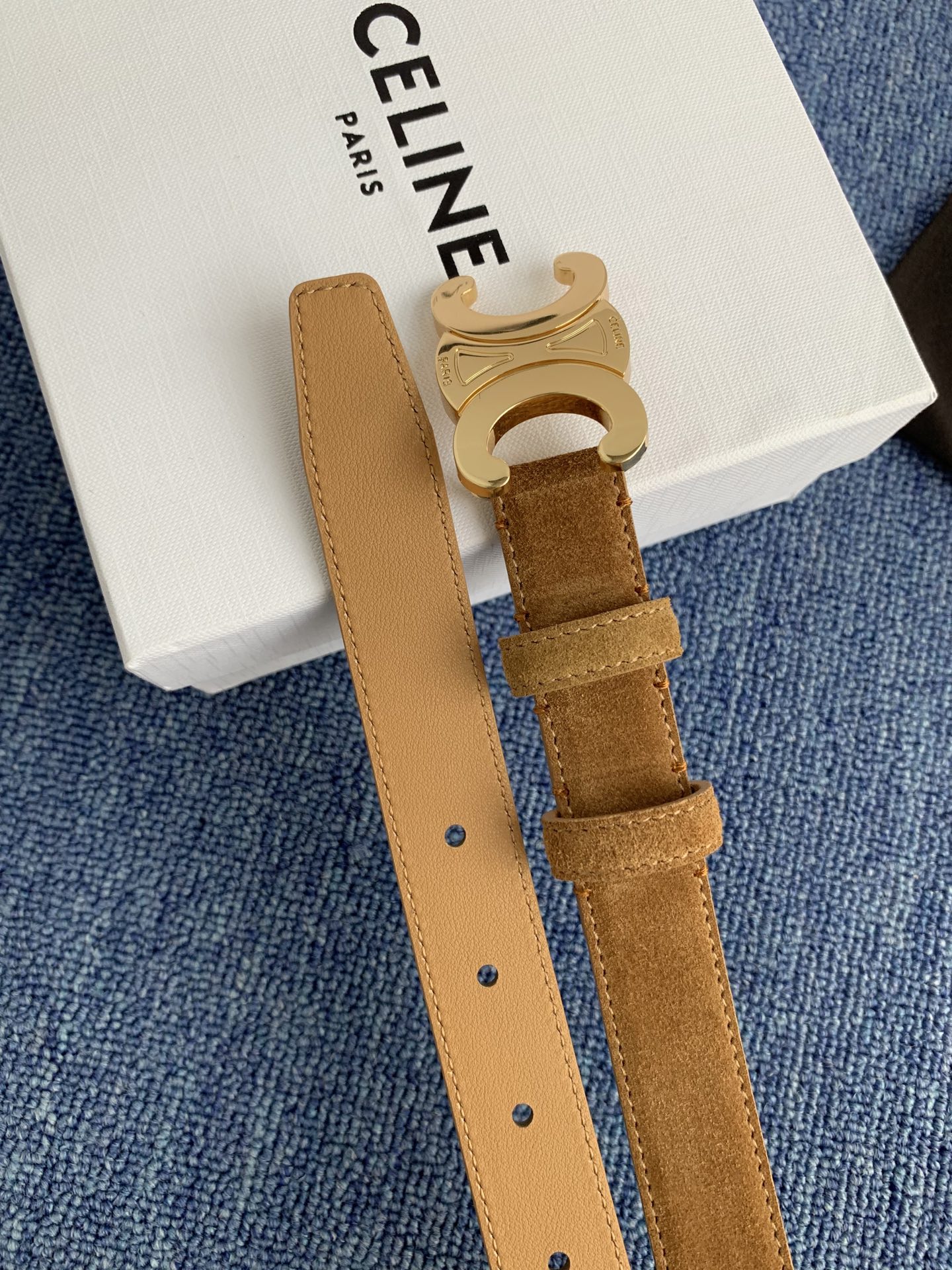 🔴 【品牌】赛琳女带 2.5cm 🔴 【描述】双面原版皮不可调节式皮带，小牛皮材质，配有钯金色和银色钢金