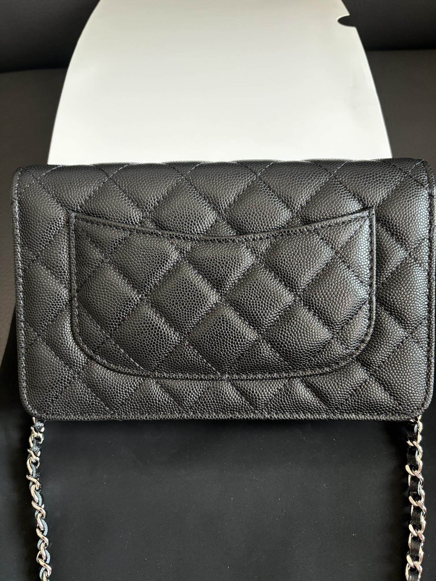 Chanel WOC Wallet on Chain Crossbody Bag, Black Leather, 19 cm 2 i1734756458 145 6