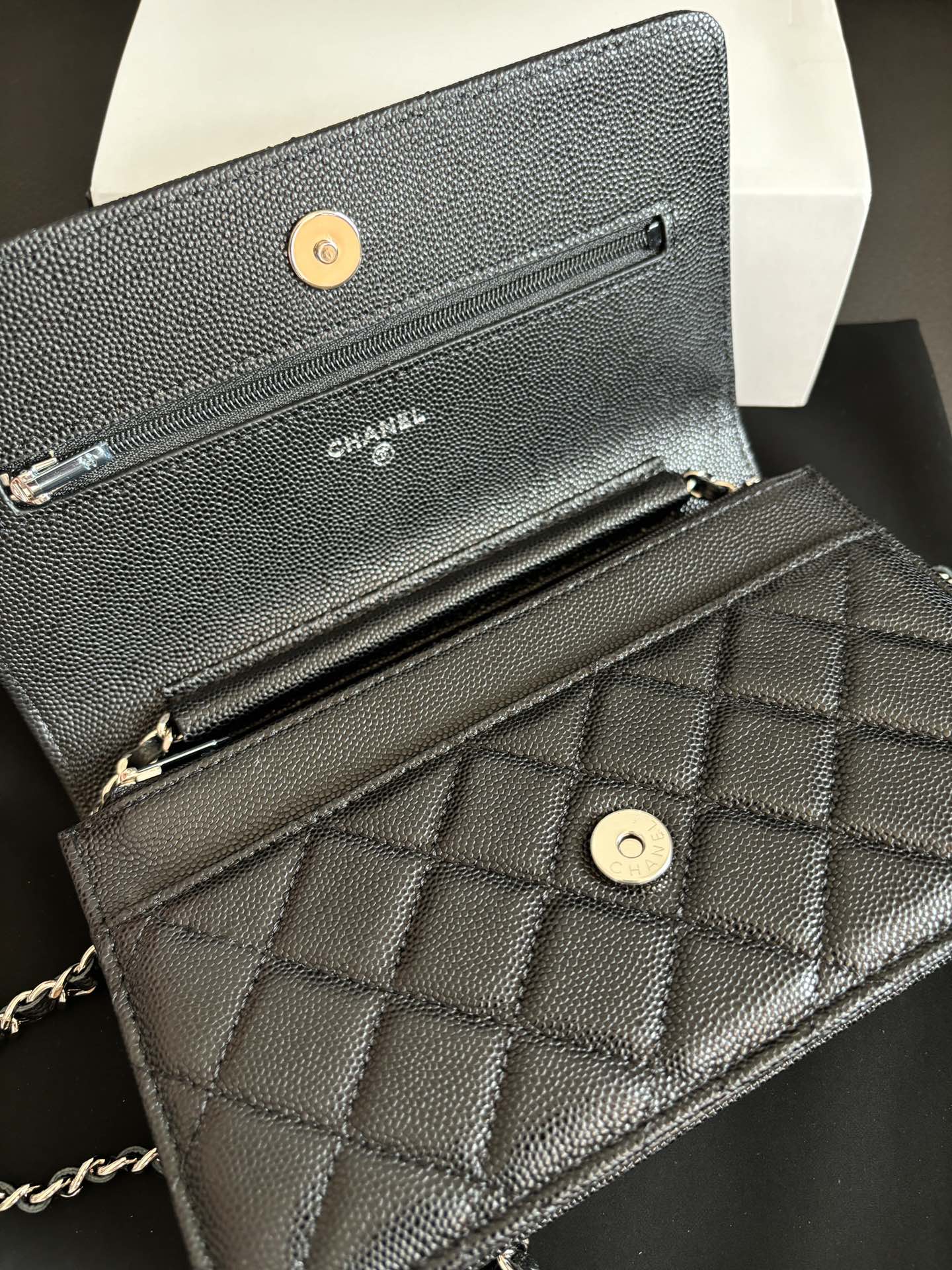 Chanel WOC Wallet on Chain Crossbody Bag, Black Leather, 19 cm 5 i1734756458 8484 3