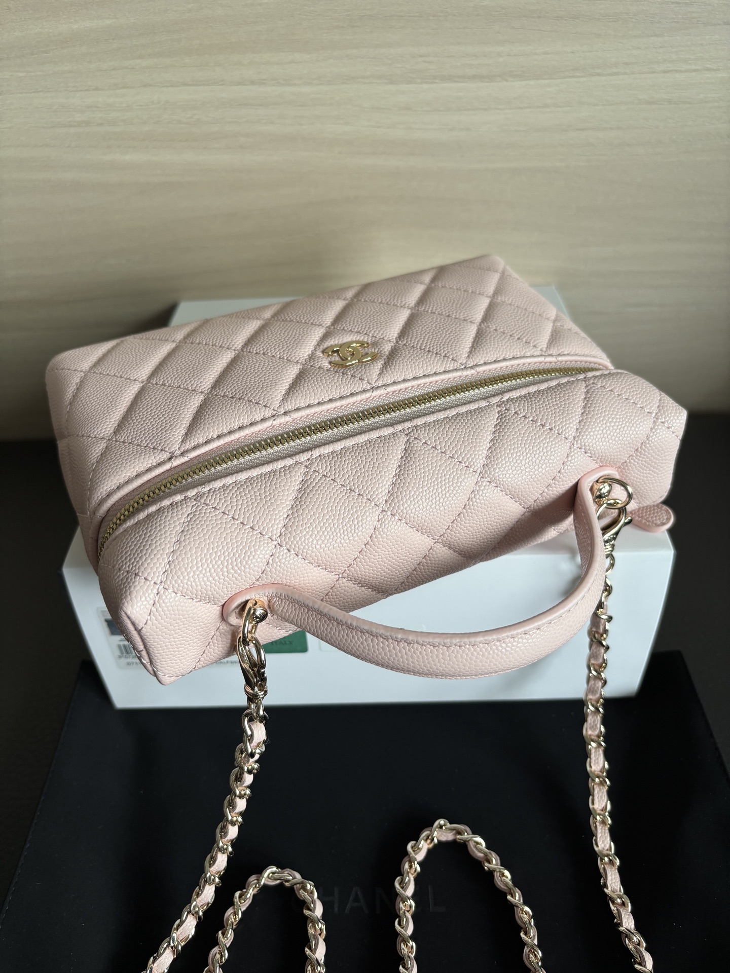 Chanel Vanity Case Bag with Top Handle & Chain - Pink Quilted Leather 6 i1747988416181 1472 0 4