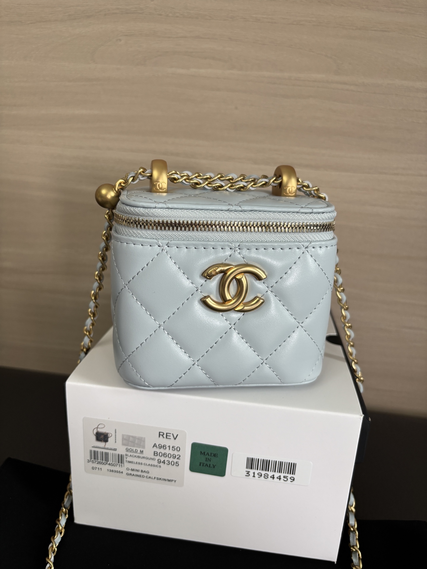 Chanel 25 Spring/Summer Light Blue Leather Double Gold Ball Vanity Bag 1 i1748156635033 5322 0 0