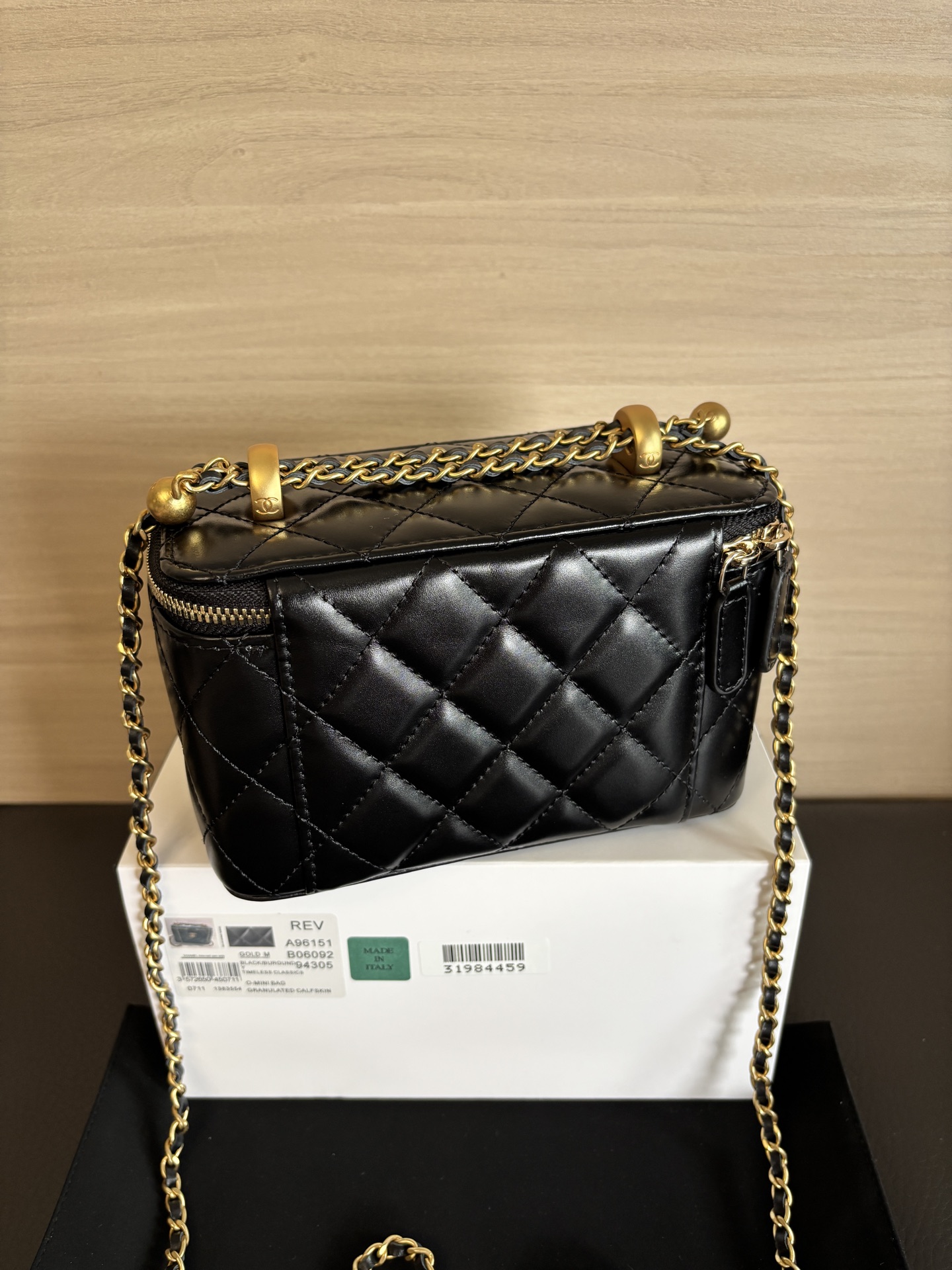 Chanel 25 Spring/Summer Black Leather Cosmetic Box with Double Gold Ball 4 i1748156828853 5070 0 2
