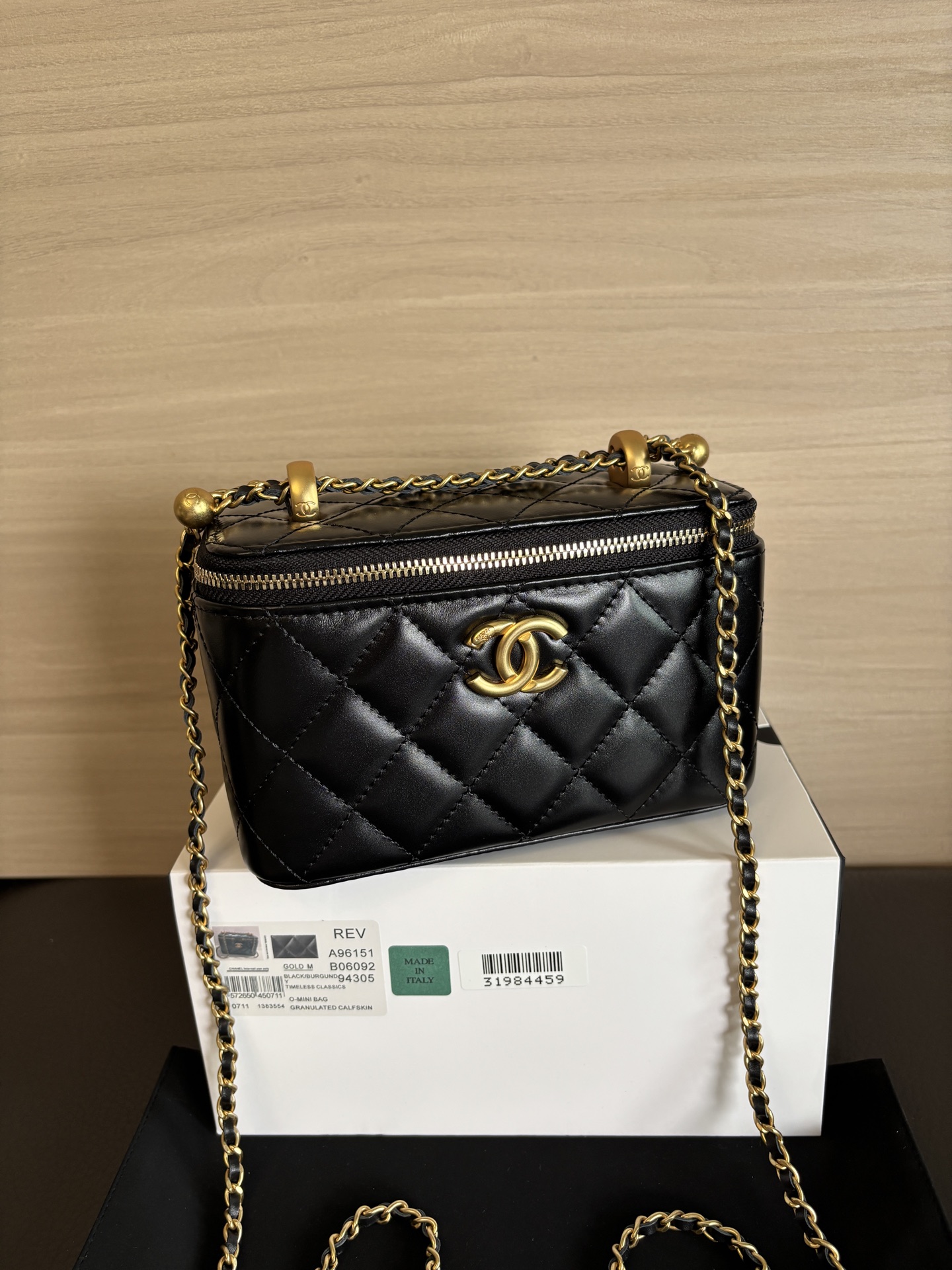Chanel 25 Spring/Summer Black Leather Cosmetic Box with Double Gold Ball 2 i1748156828890 5024 0 0