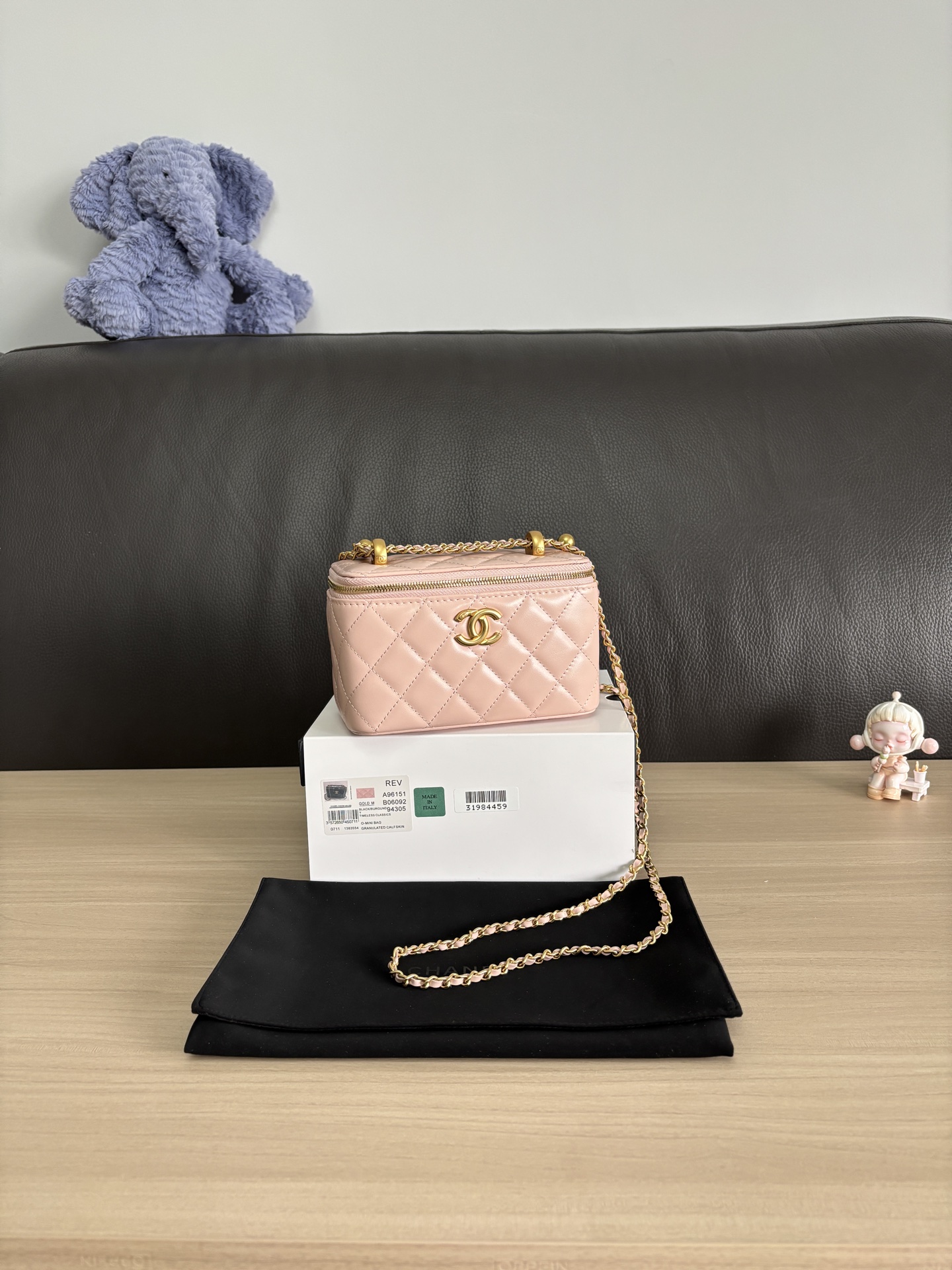 Chanell 25 Cosmetic Box Bag,Top Handle Handbag, Double Ball Design, 17cm 2 i1748238515276 5577 0 0