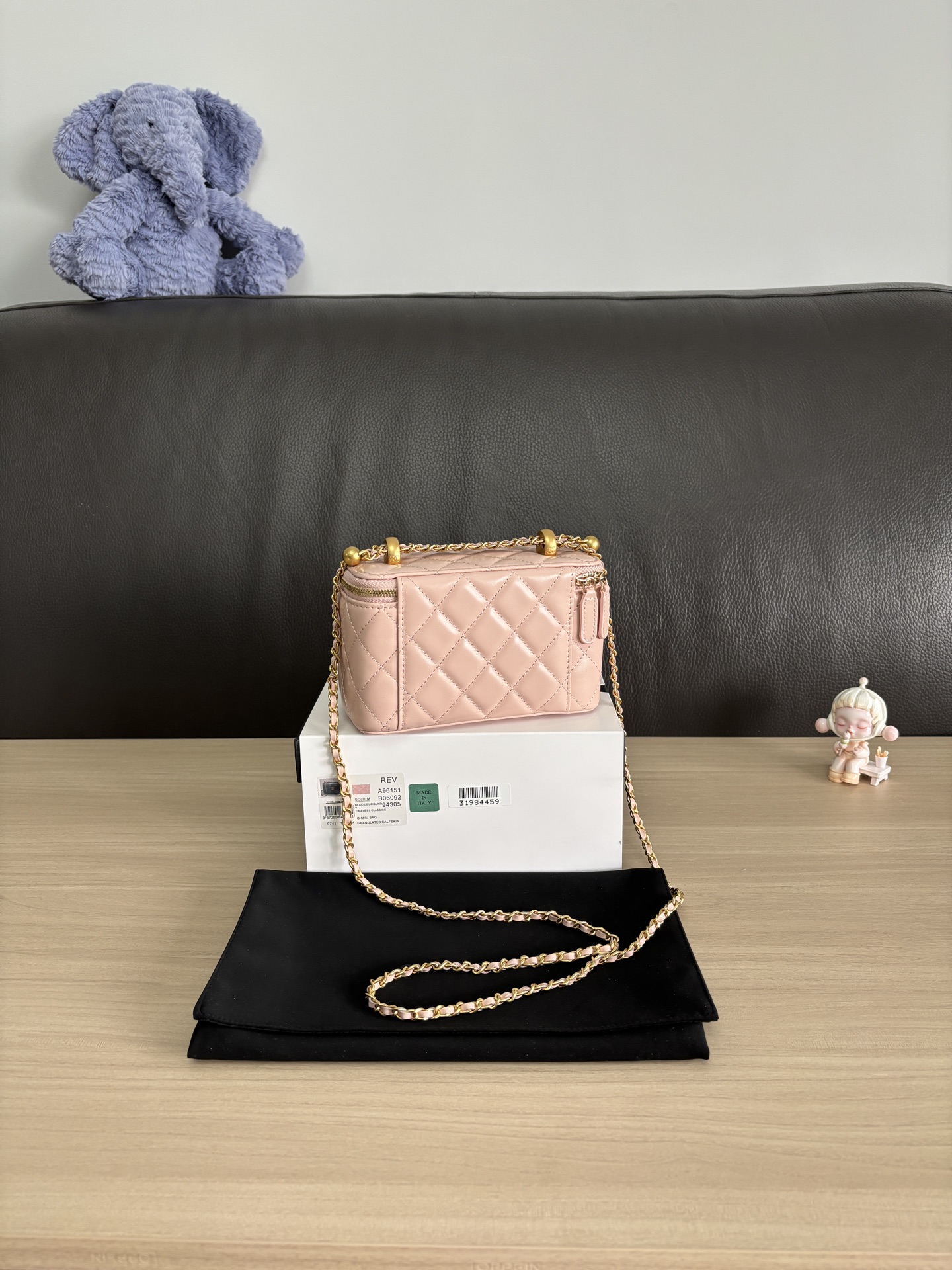 Chanell 25 Cosmetic Box Bag,Top Handle Handbag, Double Ball Design, 17cm 4 i1748238517207 2103 0 2
