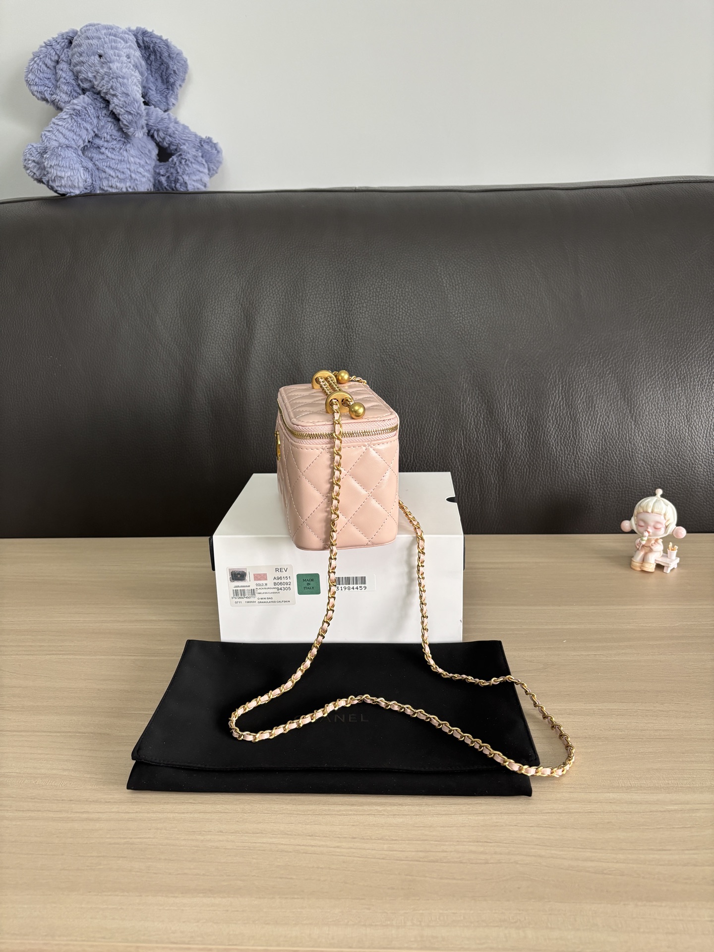 Chanell 25 Cosmetic Box Bag,Top Handle Handbag, Double Ball Design, 17cm 3 i1748238517244 8911 0 1