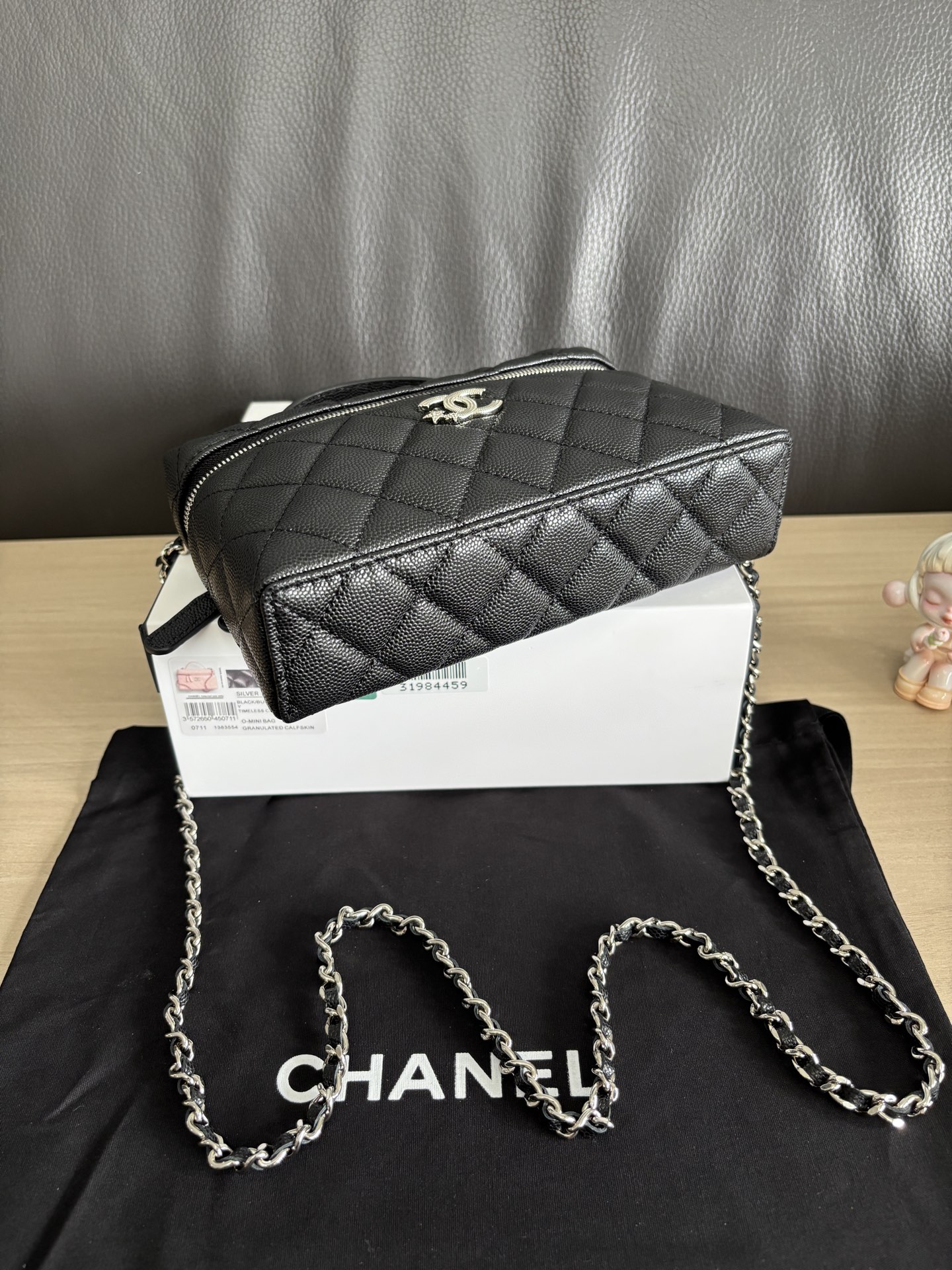 Chanel 25B Winter New Chain Top Handle Bag, Black Grained Calfskin 5 i1753241922859 7289 0 3