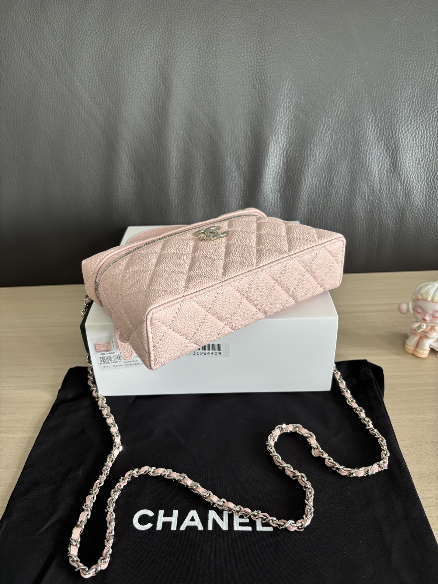 Chanel 25B Winter New Small Chain Clutch in Grain Calfskin - Pink 4 i1753241951975 9862 0 3