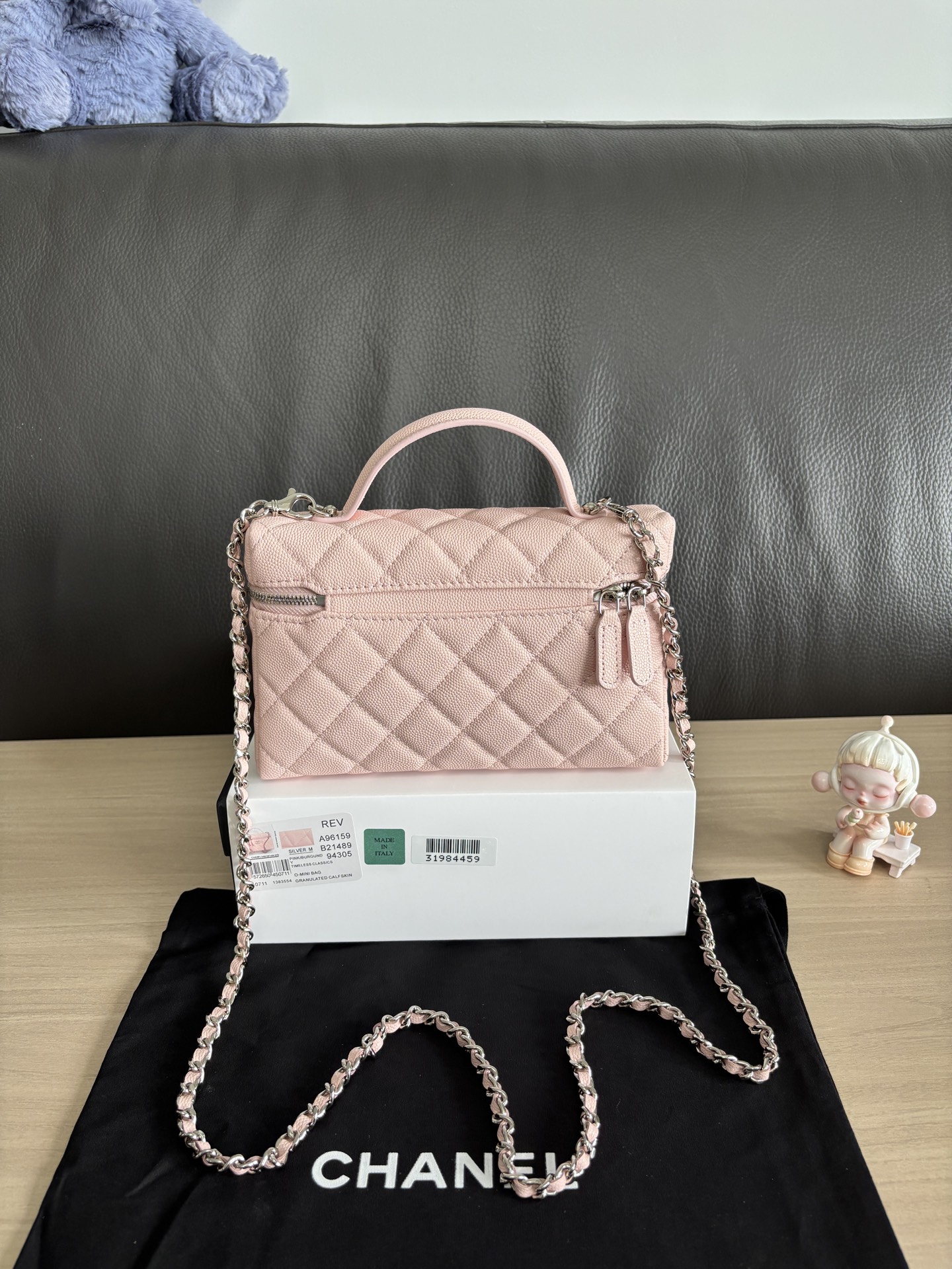 Chanel 25B Winter New Small Chain Clutch in Grain Calfskin - Pink 3 i1753241964888 9997 0 2