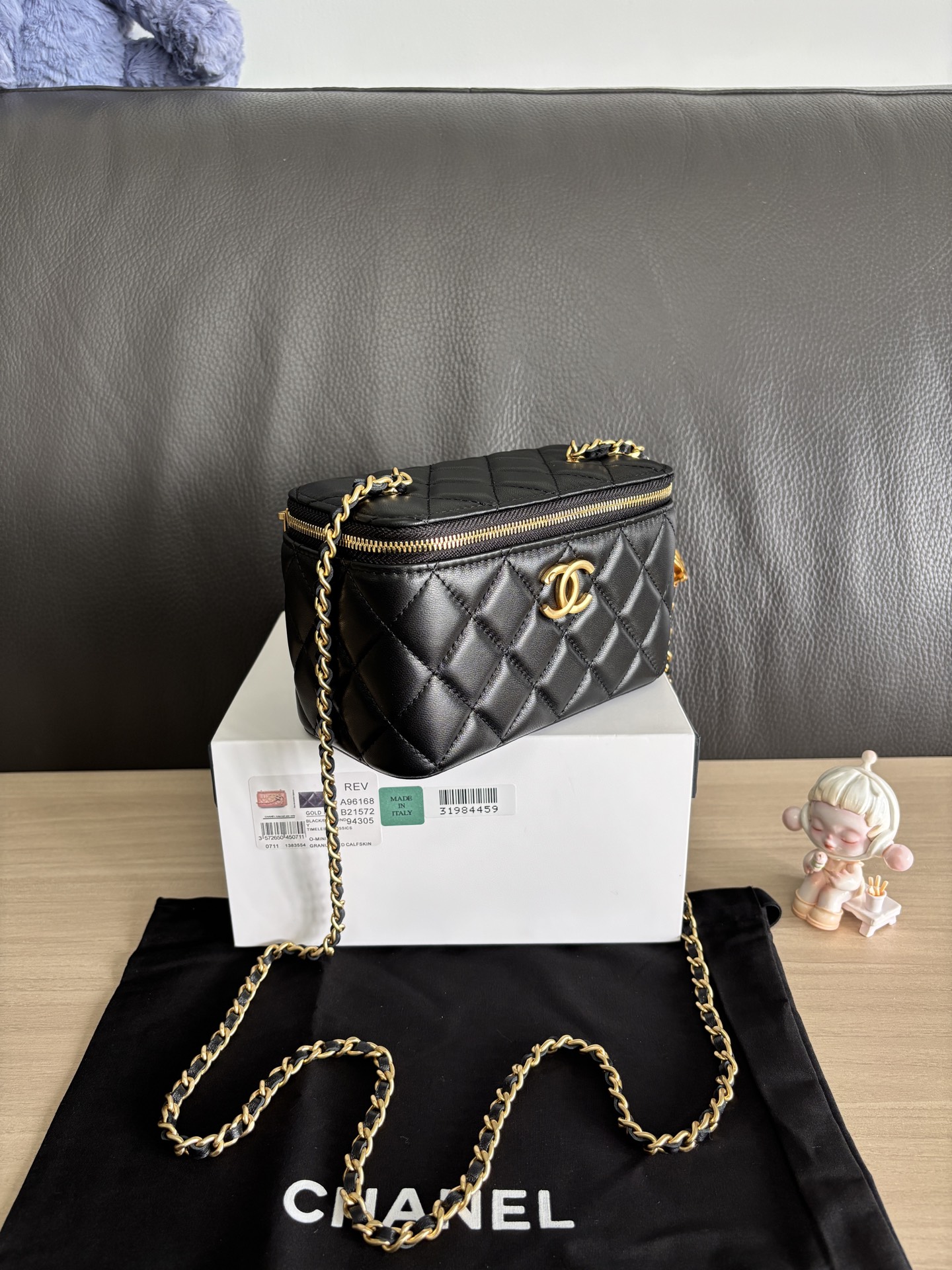 Chanel Lambskin Quilted Vanity Bag with Chain Strap - Black 2 i1754542341040 4773 0 1