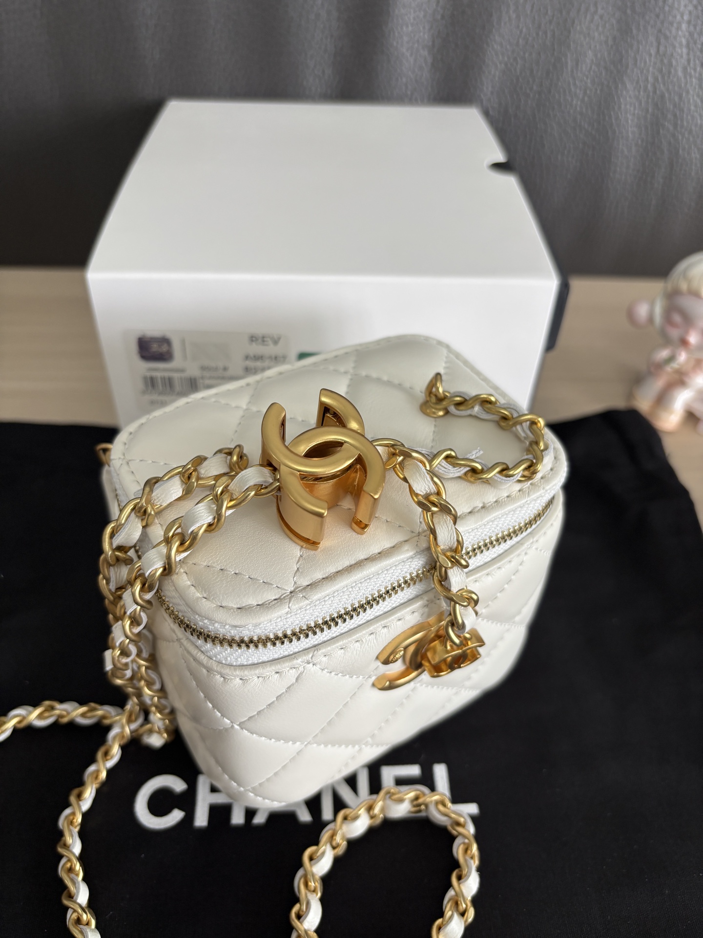 Chanel Lambskin Quilted Cosmetic Box with Chain Strap, 12 cm 8 i1755235119066 2633 0 6
