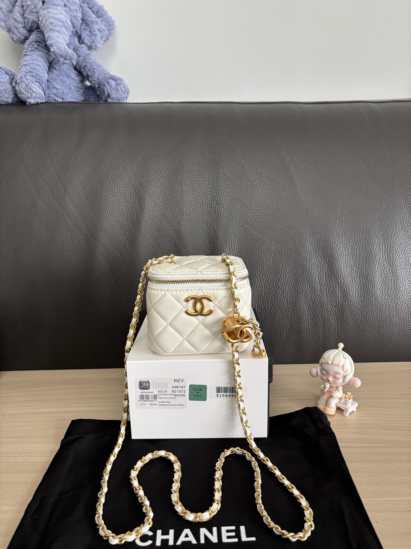 Chanel Lambskin Quilted Cosmetic Box with Chain Strap, 12 cm 2 i1755235119960 3745 0 0