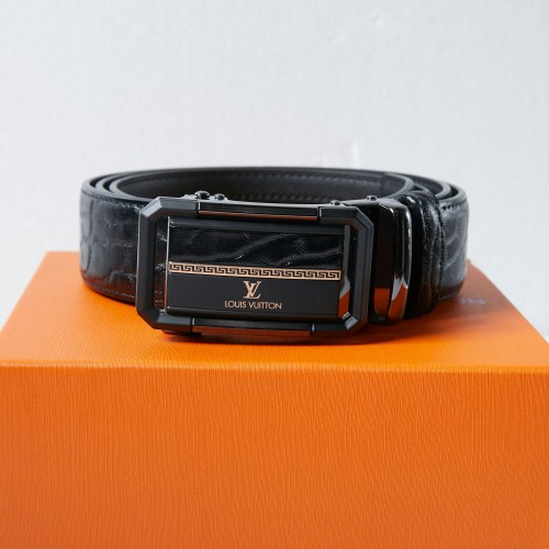 Louis Vuitton Leather Belt with Inlaid Buckle - Stylish and Durable Design 1 Louis Vuitton Leather Belt with Inlaid Buckle - Stylish and Durable Design