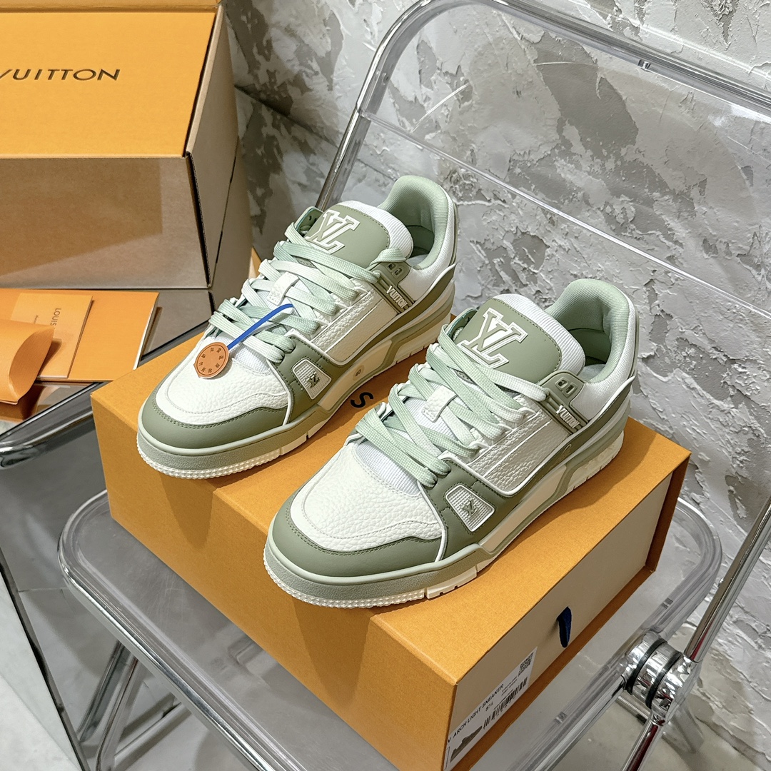 NO:239178,Men's size # Top Purchase Version LV trainer 