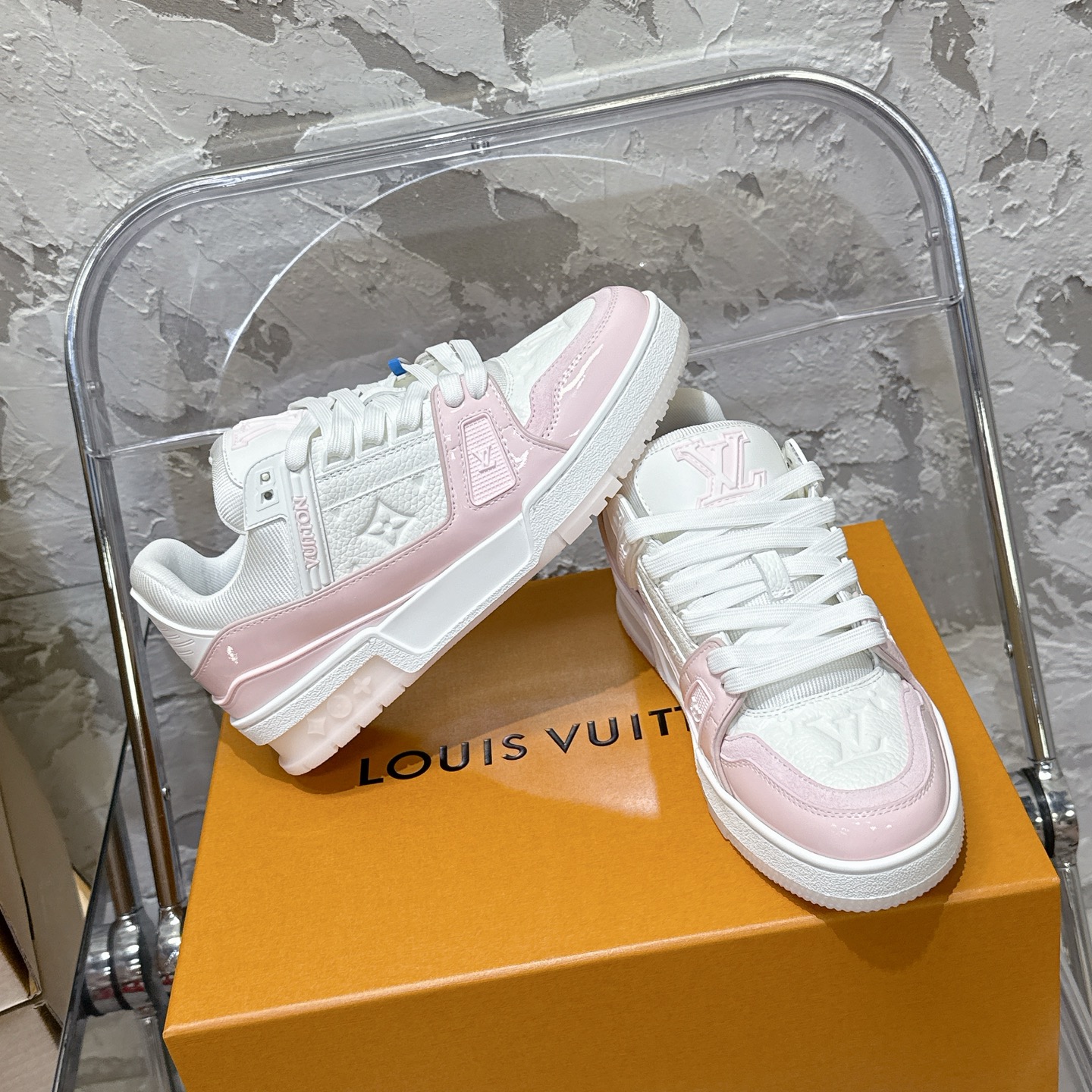 Louis Vuitton Sneakers