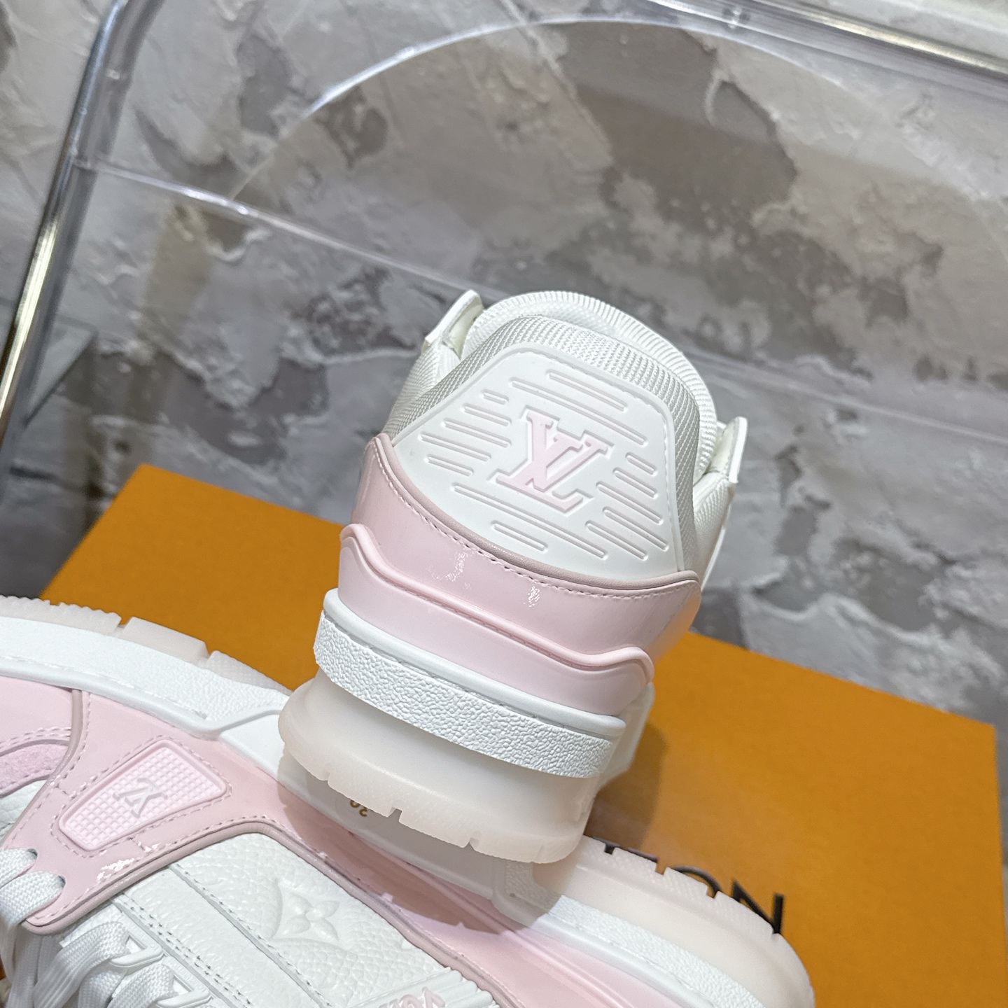 Louis Vuitton Sneakers