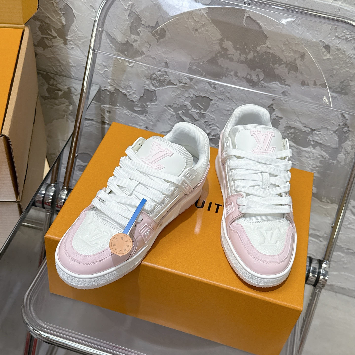 Louis Vuitton Sneakers