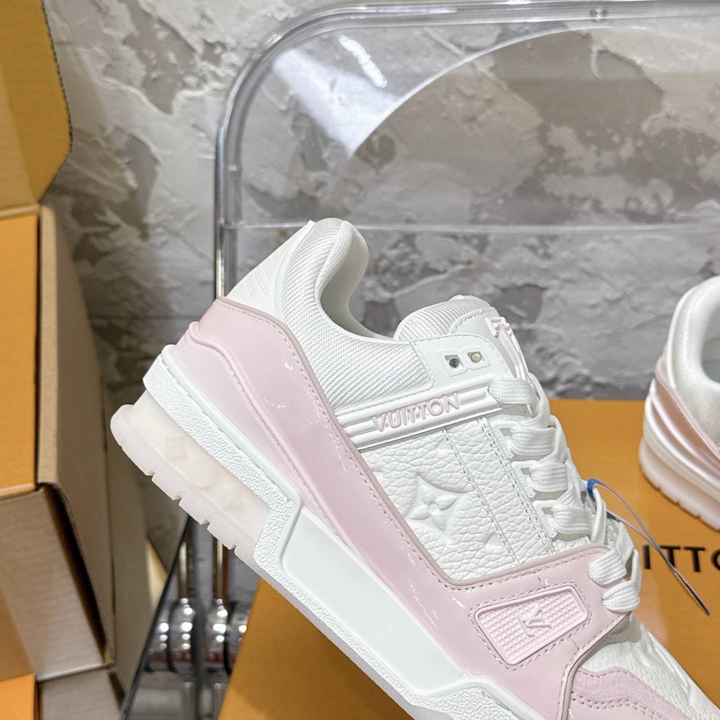 Louis Vuitton Sneakers