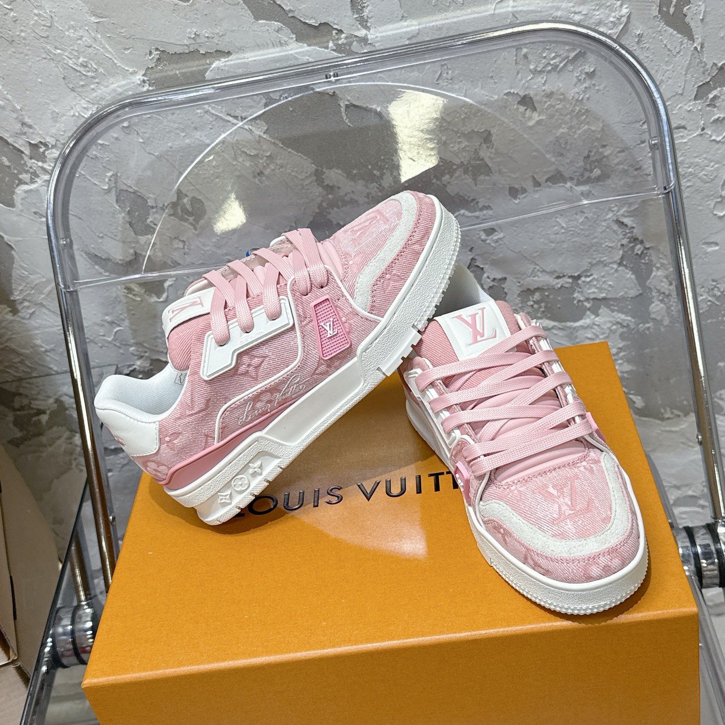 Louis Vuitton Sneakers