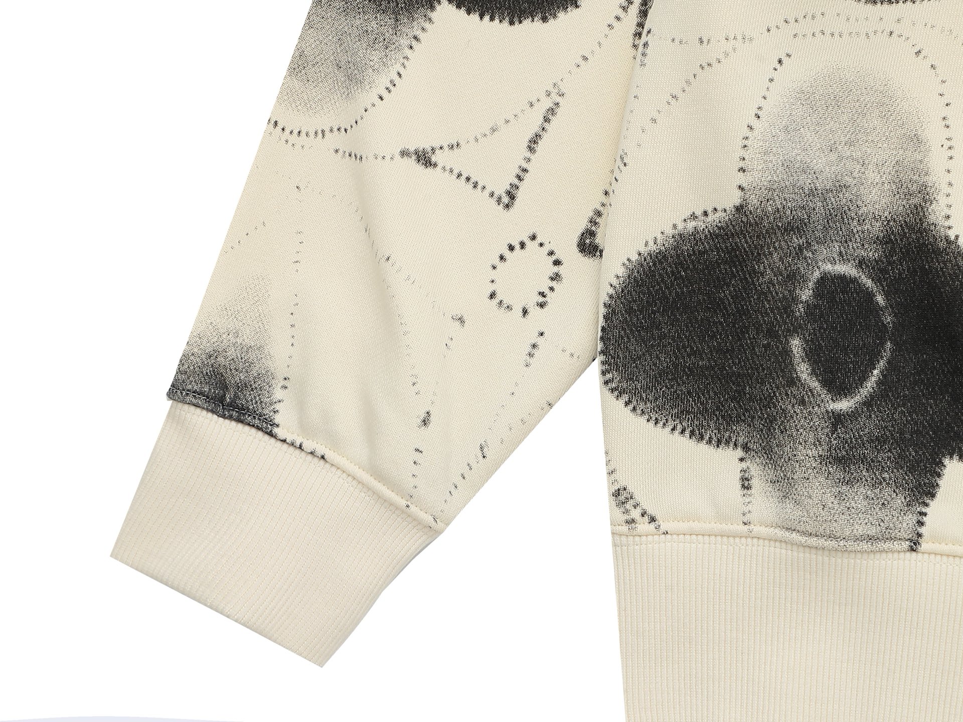 P165    Louis Vuitton  路易威登  1V  微宽版型
25SS  1V 新品专柜走秀款  满印logo圆领卫衣，男女同款！卫衣不在千篇一律的大众脸，而是一定要独特吸引人的眼球，这一款LV品相品质都在线，舒适度，一如既往的版型，时髦度，包括面料、裁剪工艺上，都是下足了功夫！420克洗水纯棉质面料，纯棉透气，日常穿着非常清爽穿感舒适，领口的罗纹针织平整紧密，随意折腾都不会领口歪斜，宽松版型，上身你就会发现真的好好看，整体极简利落，超级日常百搭！随随便便搭配一条裤子就是青春的样子，一件t恤就能为你的穿搭疯狂，绝不会出错的时髦单品
颜色： 粉色 绿色 蓝色 杏色
尺码：SMLXL