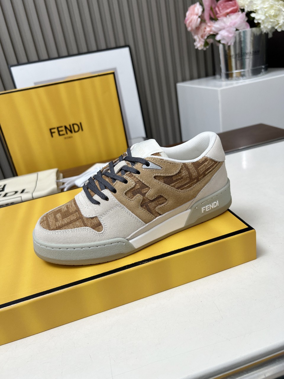 Fendi Style Leather Men's Shoes style reference detail image 6 from source 781706