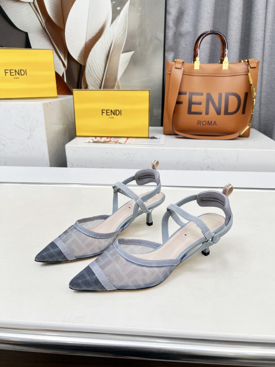 NO:233182,35-40 (customized for 41, 42) 5.5 8.5 2 heights genuine leather outsole   injection molding, sandals, sandals, Leather soles1986090935-40（41、42定做） 5.5 8.5 2个高度 真皮大底 注塑,凉鞋,sandals,Leather soles,Women's Shoes