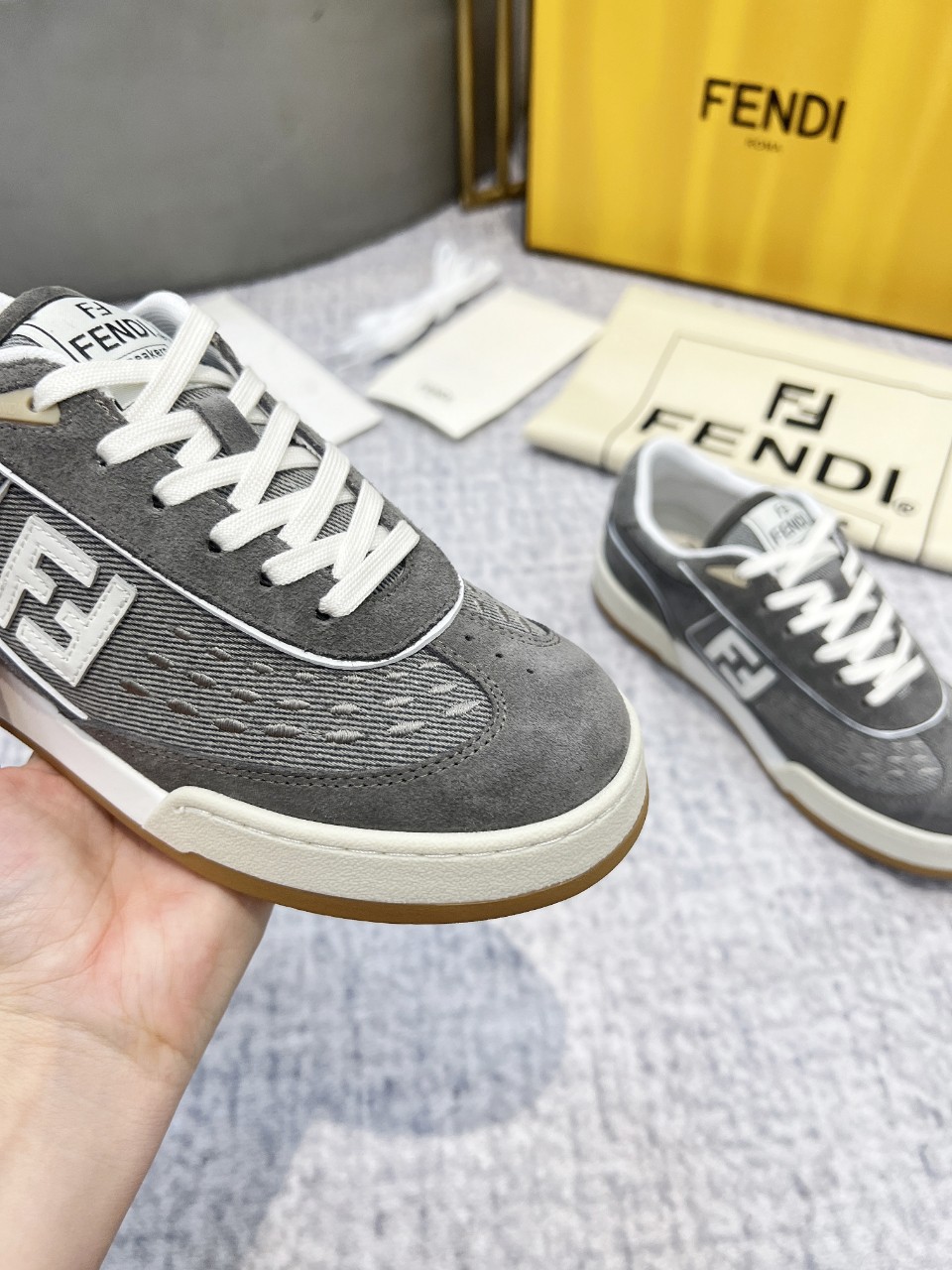 Fendi Style Leather Men's Shoes style reference detail image 7 from source 781836
