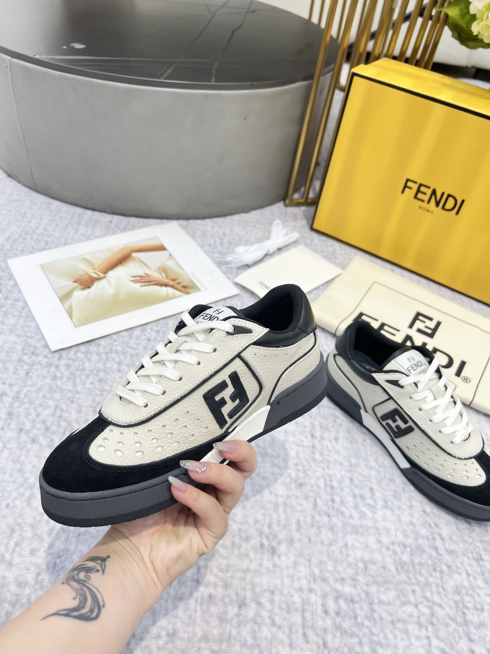 Fendi Style Leather Men's Shoes style reference detail image 9 from source 781716