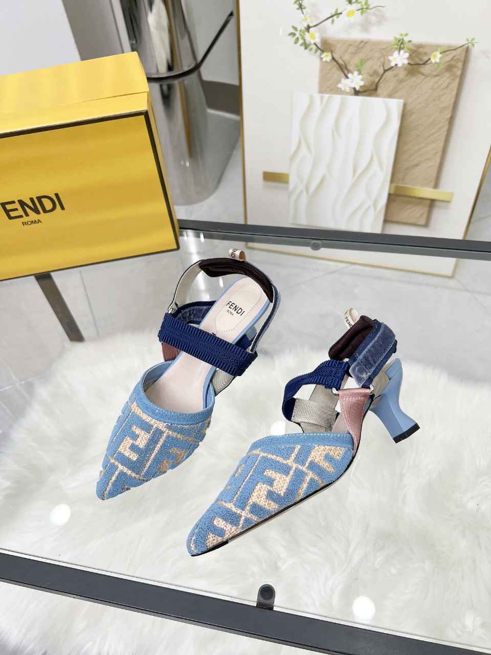 NO:401890,35-40 (41, 42 customized) leather sole Heel height 8.5/5.5, sandals, sandals1986090935-40(41、42定做) 真皮底 跟高8.5/5.5,凉鞋,sandals,Women's Shoes