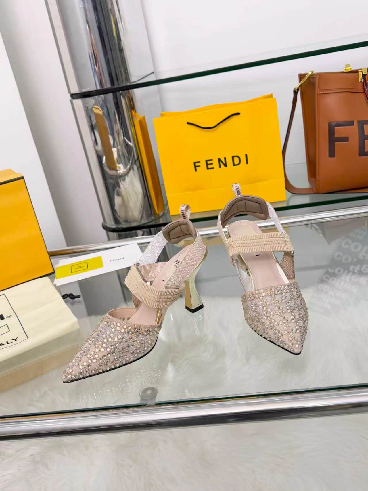 NO:876784,35-40 (41, 42 customized) Heel height 8.5/5.5 Leather sole P, sandals, sandals, Leather soles1986090935-40（41、42定做） 跟高 8.5/5.5 真皮大底 P,凉鞋,sandals,Leather soles,Women's Shoes
