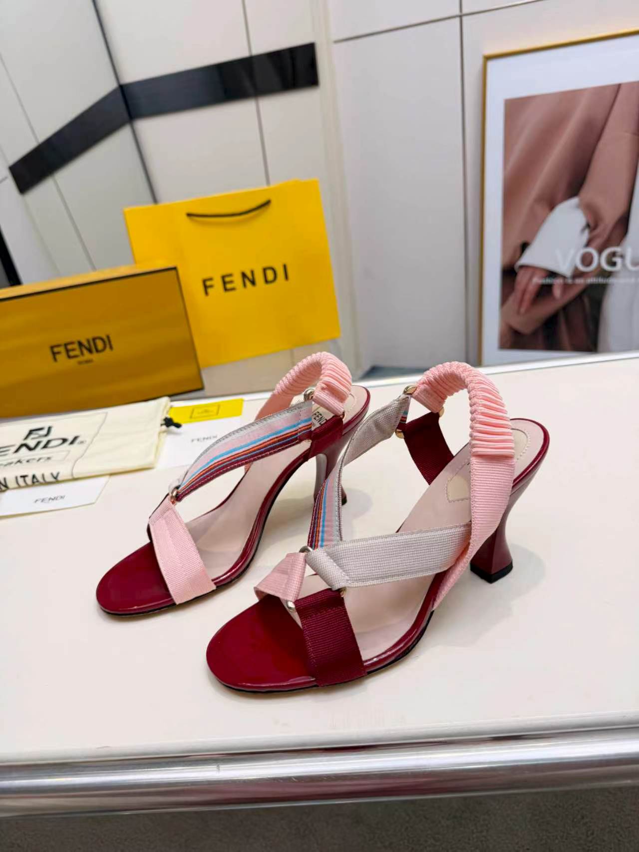 Iconic Colibrì Burgundy Leather & Ribbon Sandals