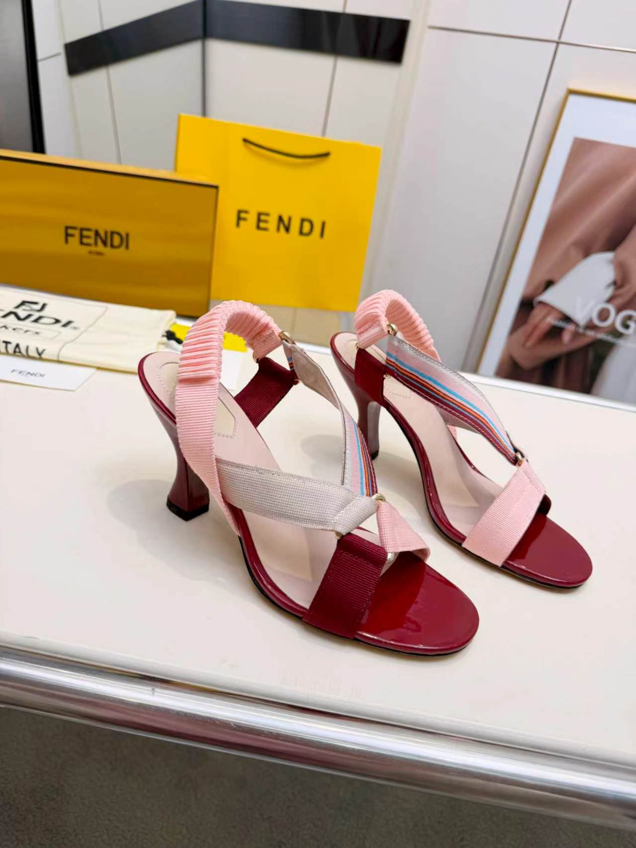 Iconic Colibrì Burgundy Leather & Ribbon Sandals
