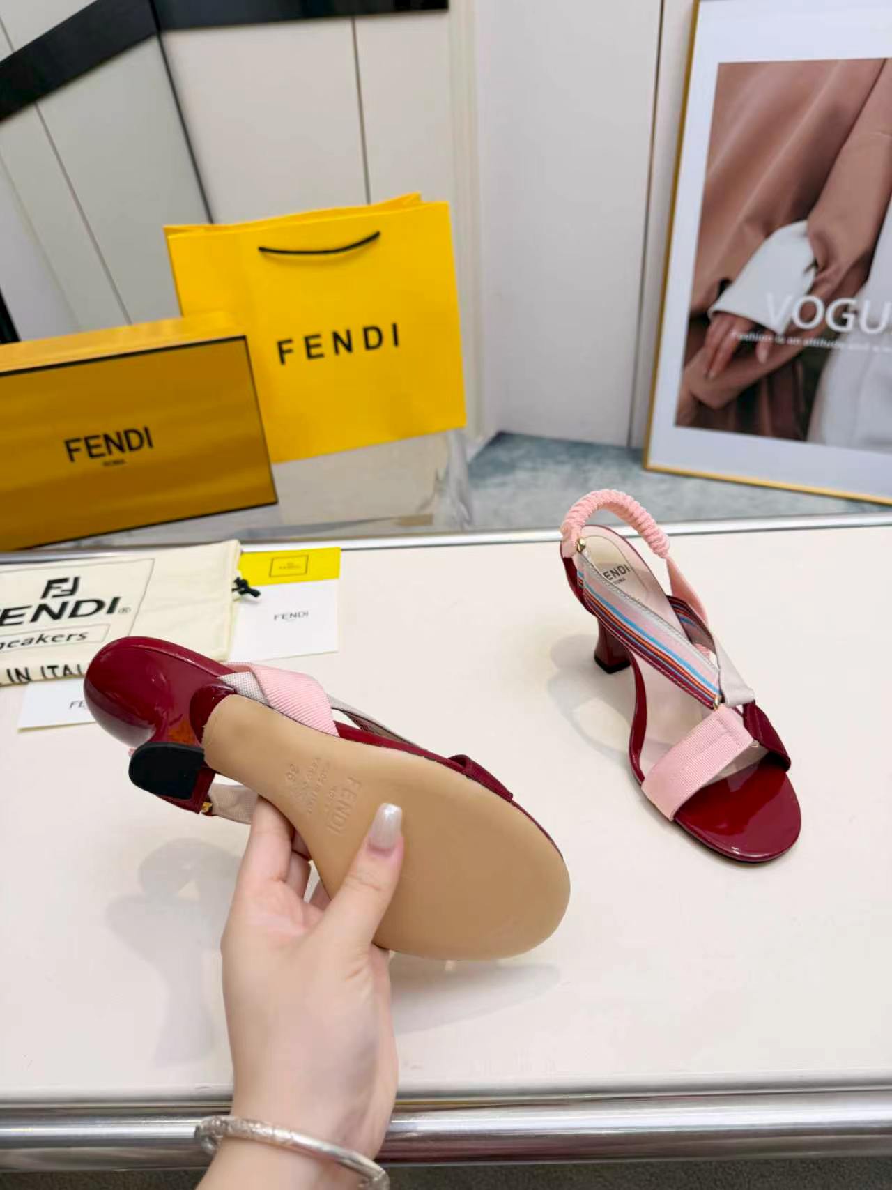 Iconic Colibrì Burgundy Leather & Ribbon Sandals