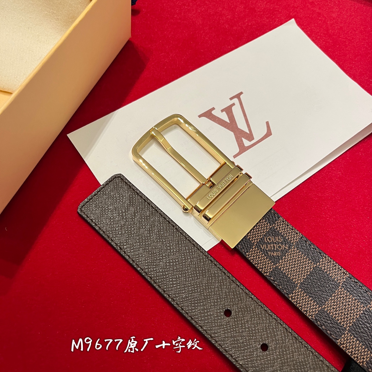 Louis Vuitton 宽 3.5cm · 𝕃𝕠𝕦𝕚𝕤 𝕧𝕦𝕚𝕥𝕥𝕠𝕟 男士頂級腰帶 寬度35毫米 精緻的四方针扣 M9677 面为訂製帆布面料 衬托進口原廠十字紋做底 頂級做工配置頂級材料 讓您進出專櫃無壓力