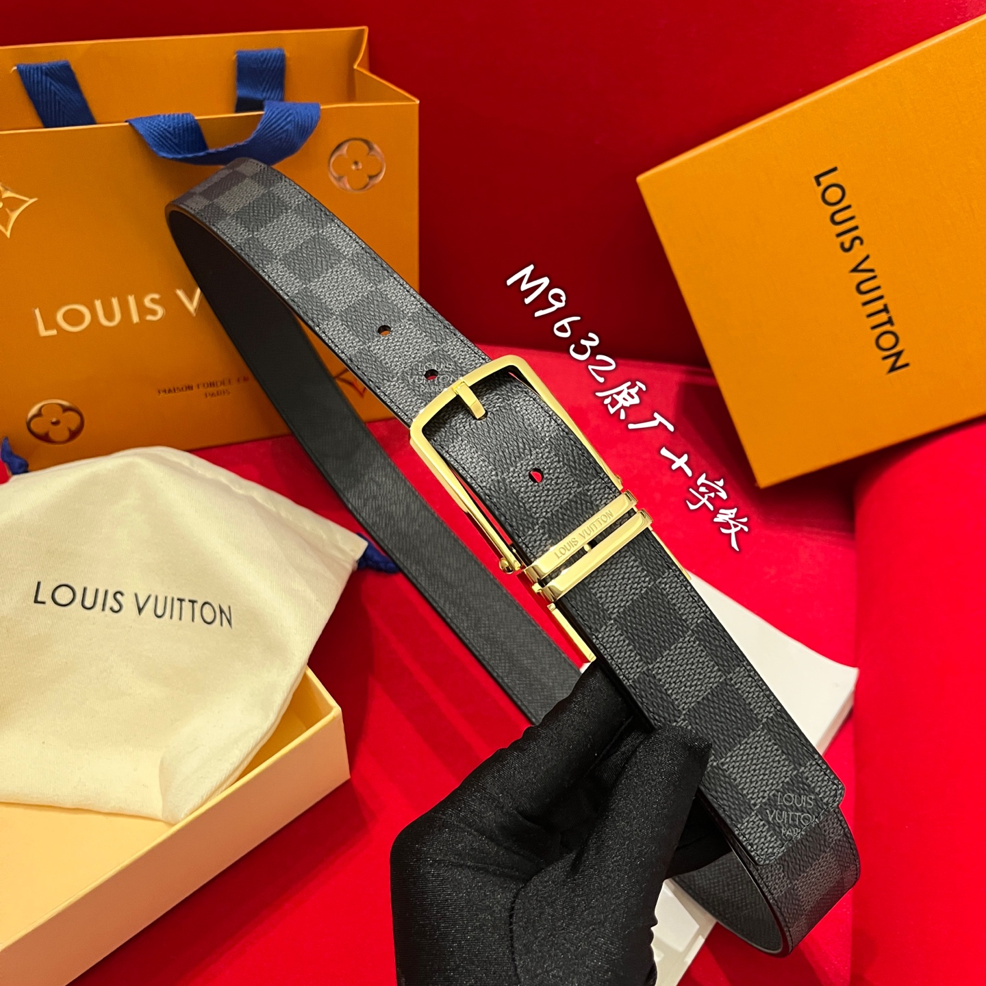 Louis Vuitton 宽 3.5cm · 𝕃𝕠𝕦𝕚𝕤 𝕧𝕦𝕚𝕥𝕥𝕠𝕟 男士頂級腰帶 寬度35毫米 精緻的四方针扣 M9632 面为訂製帆布面料 衬托進口原廠十字紋做底 頂級做工配置頂級材料 讓您進出專櫃無壓力